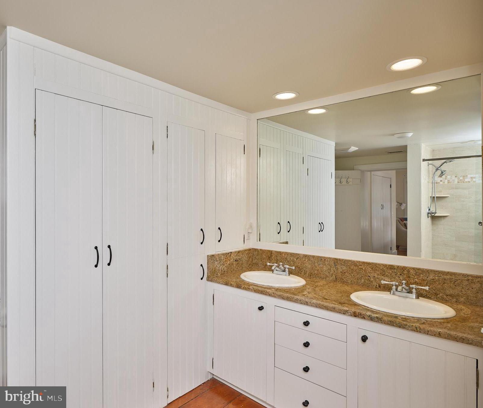 LUMBERVILLE - Residential