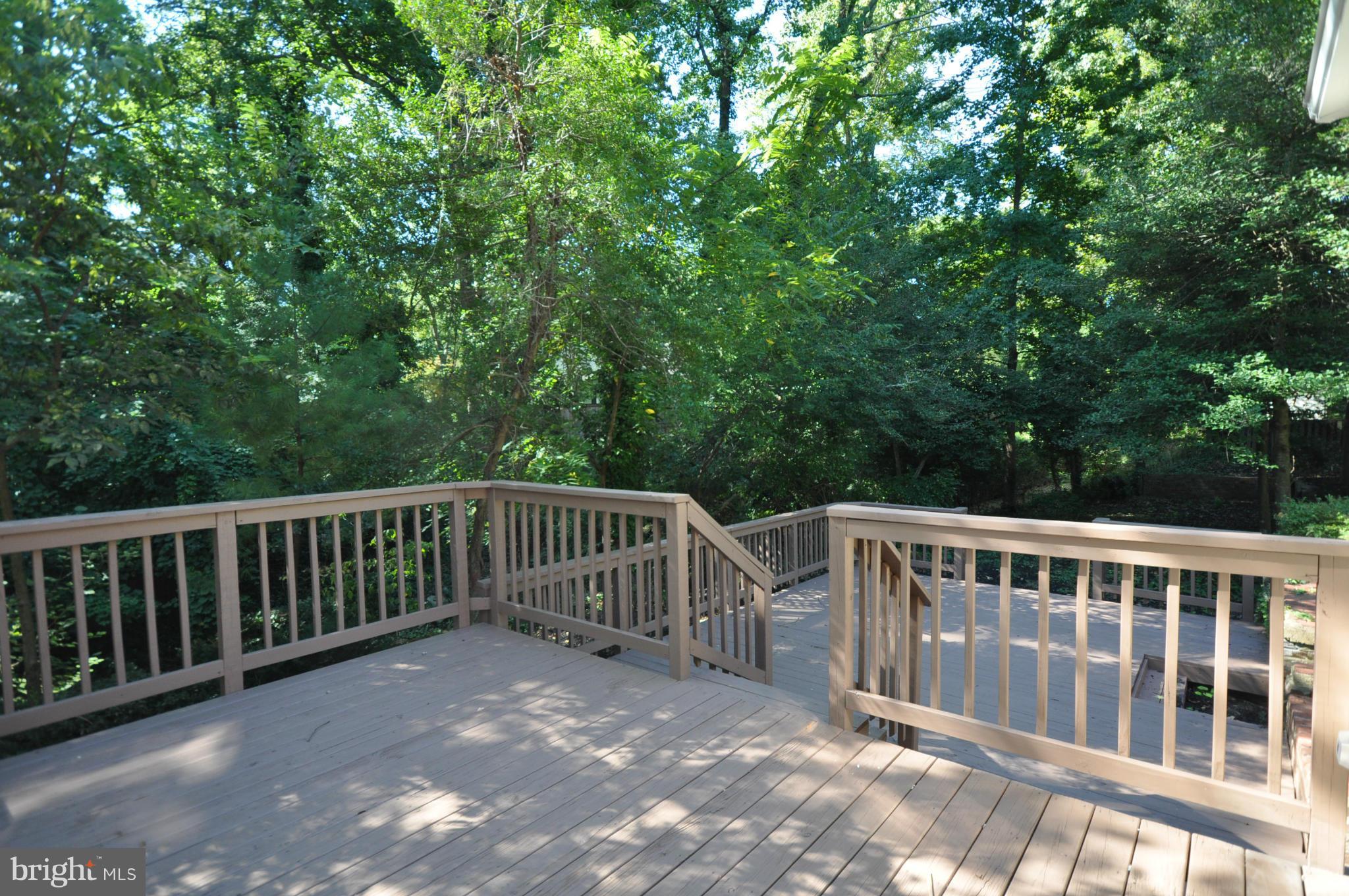 WILTON WOODS - Residential