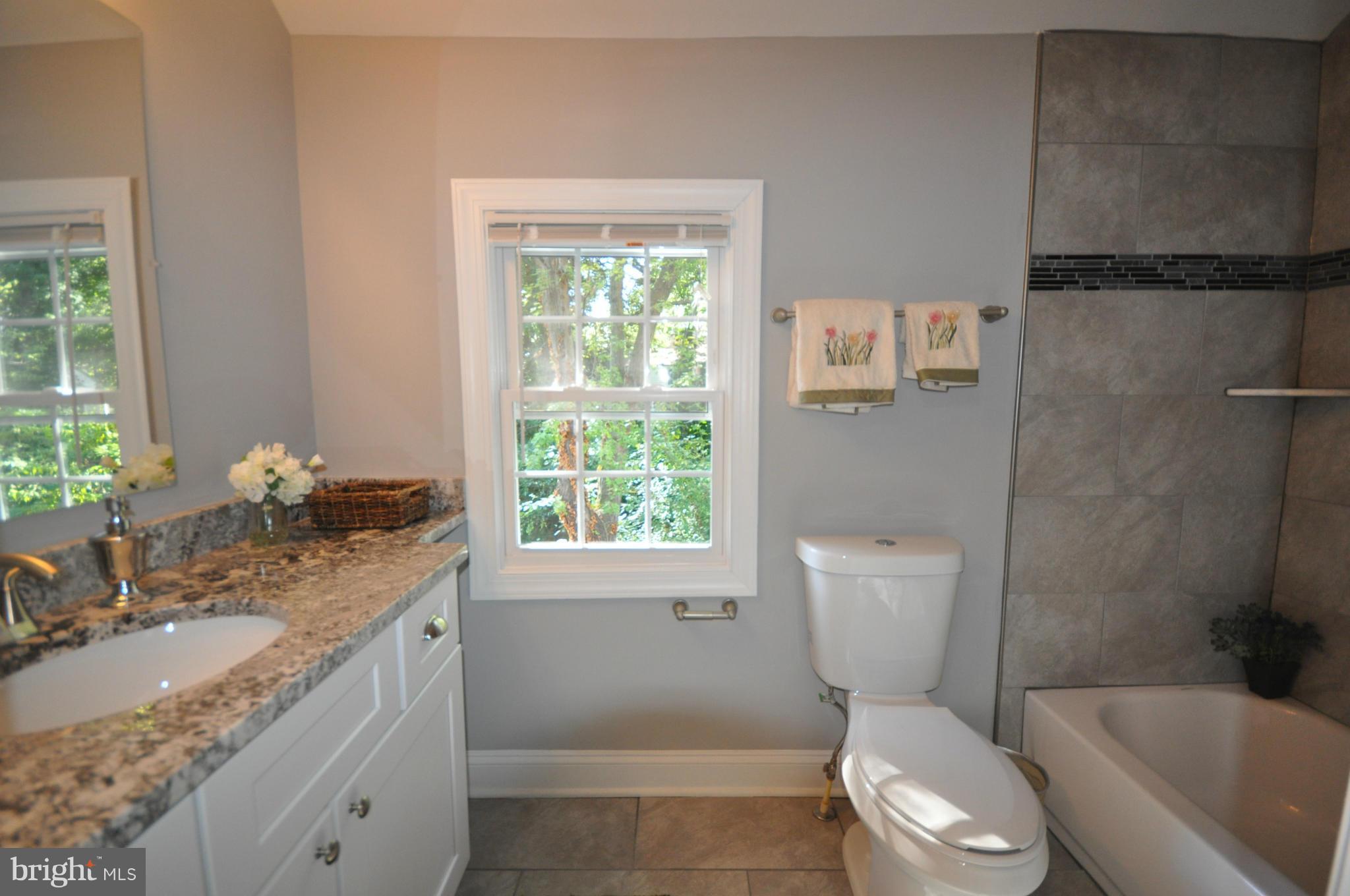 WILTON WOODS - Residential