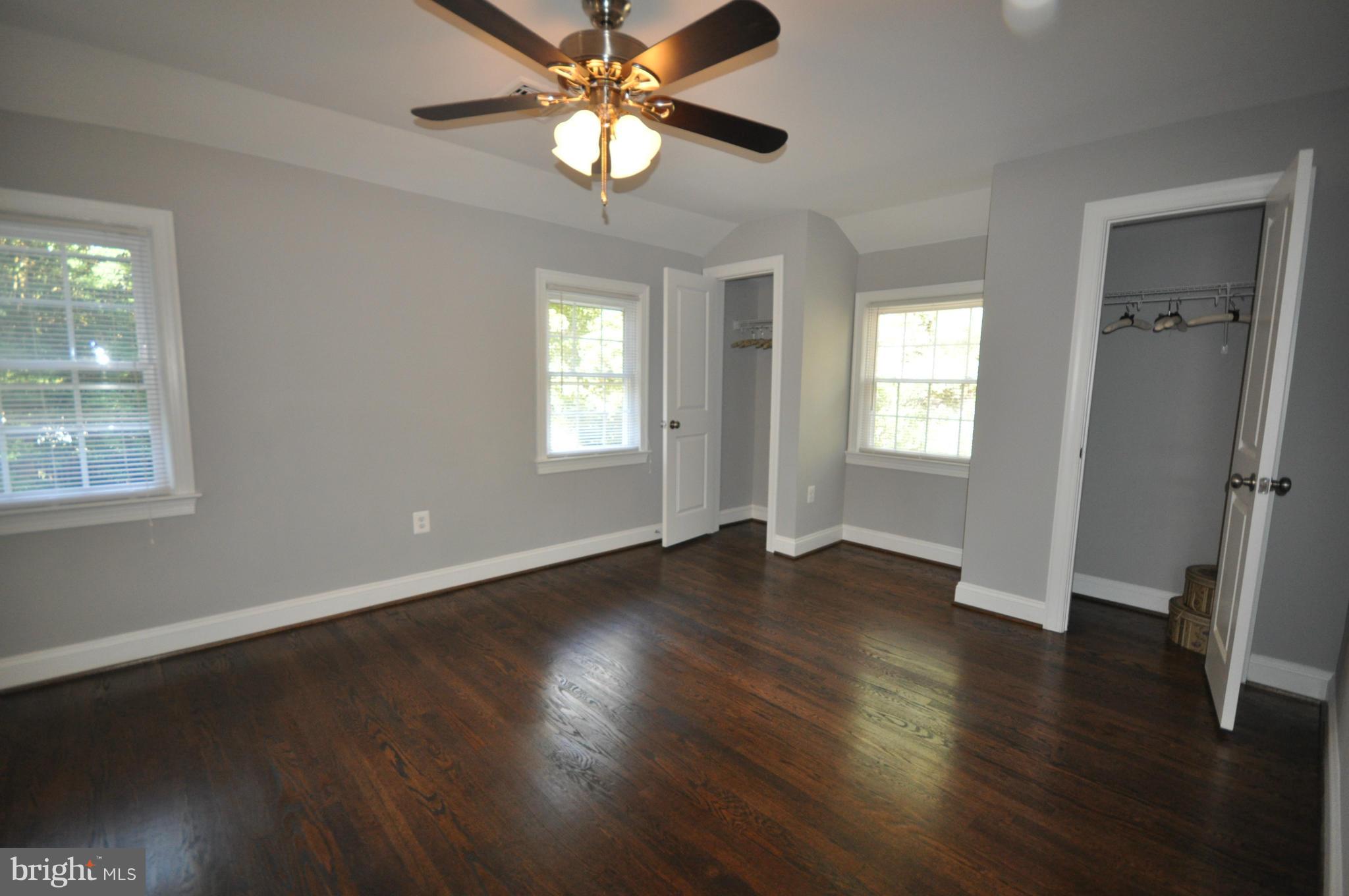 WILTON WOODS - Residential