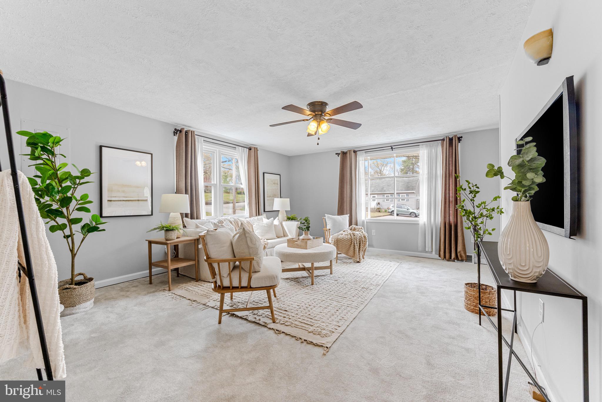 ELVATON ACRES - Residential