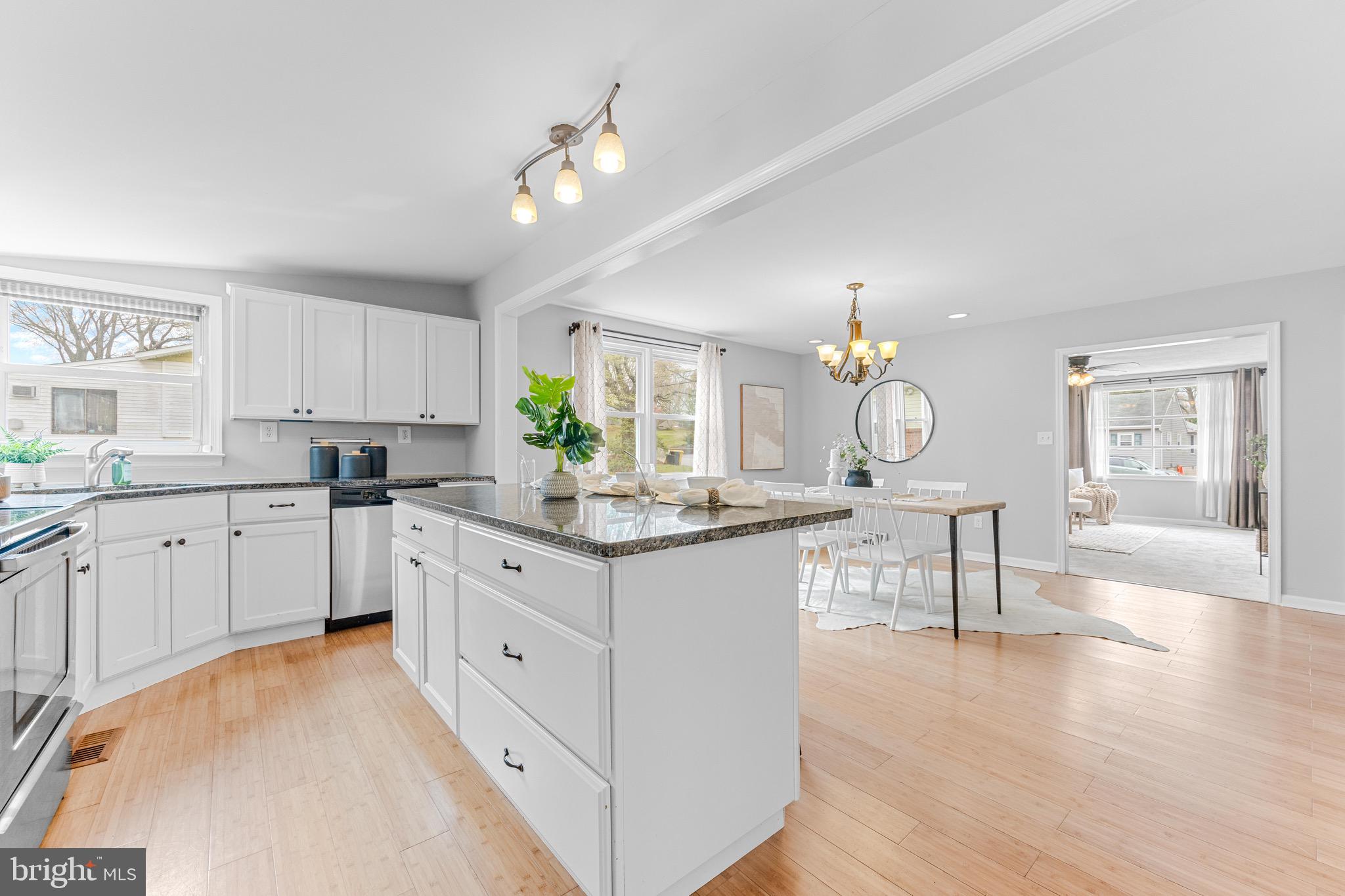 ELVATON ACRES - Residential