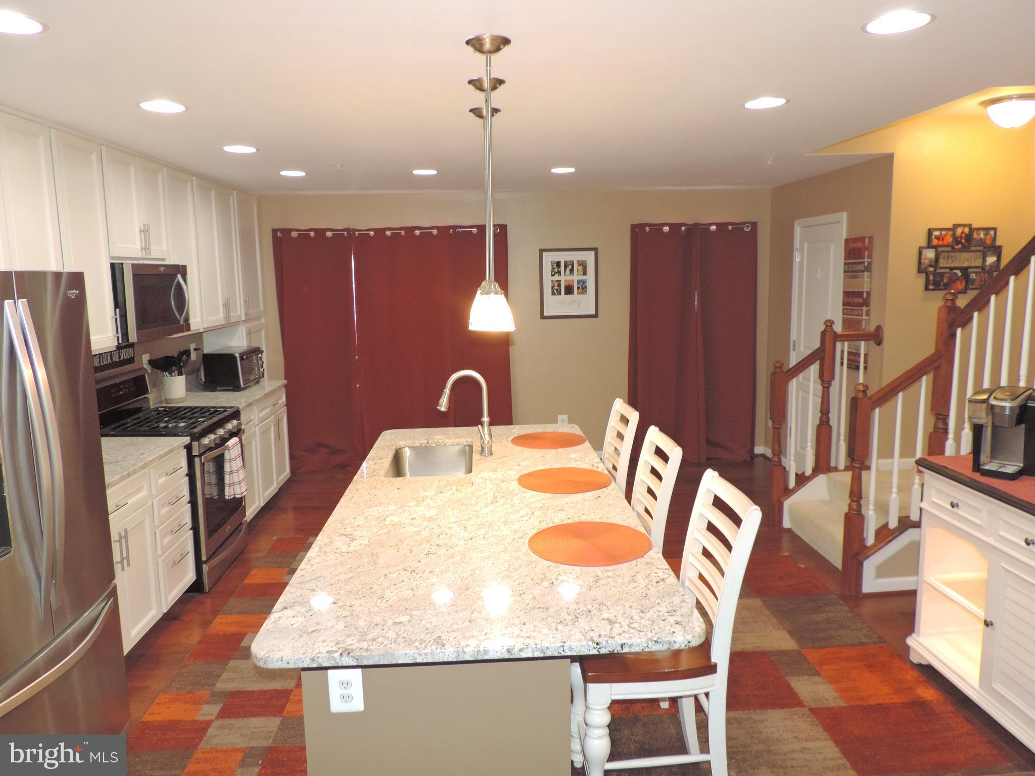 RAVENHURST GLEN - Residential