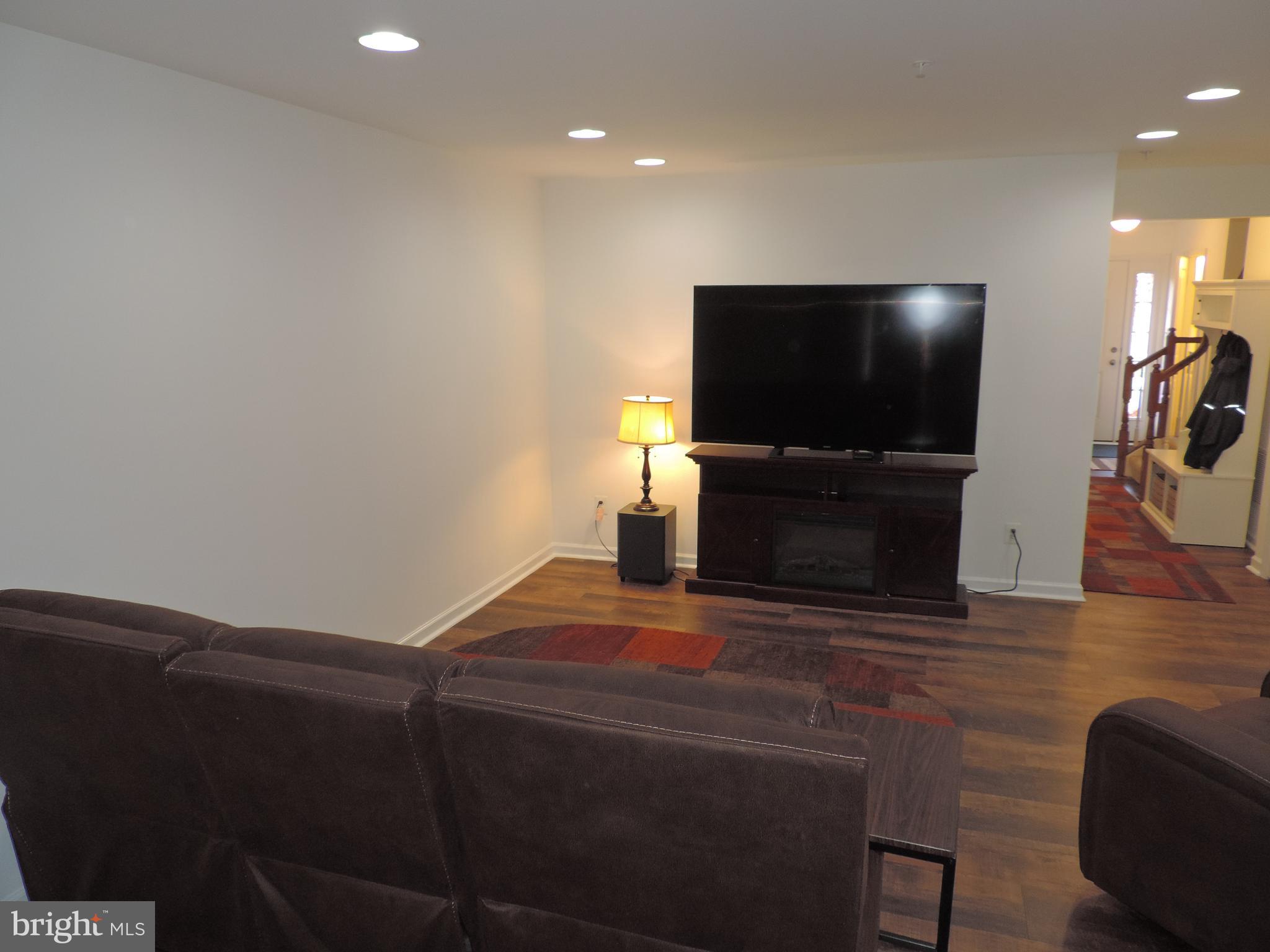 RAVENHURST GLEN - Residential