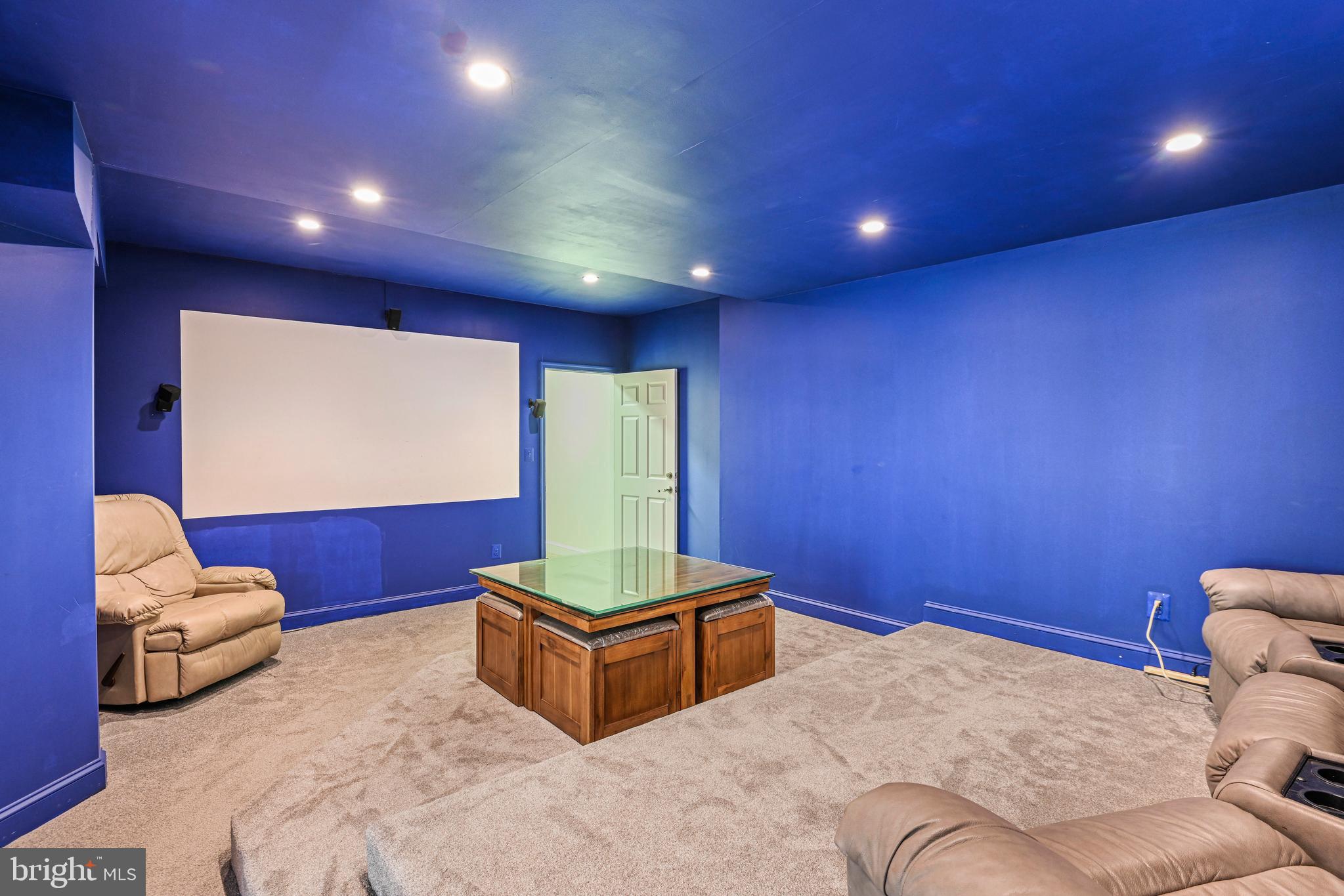 ESTATES AT GREAT FALLS - Residential Lease