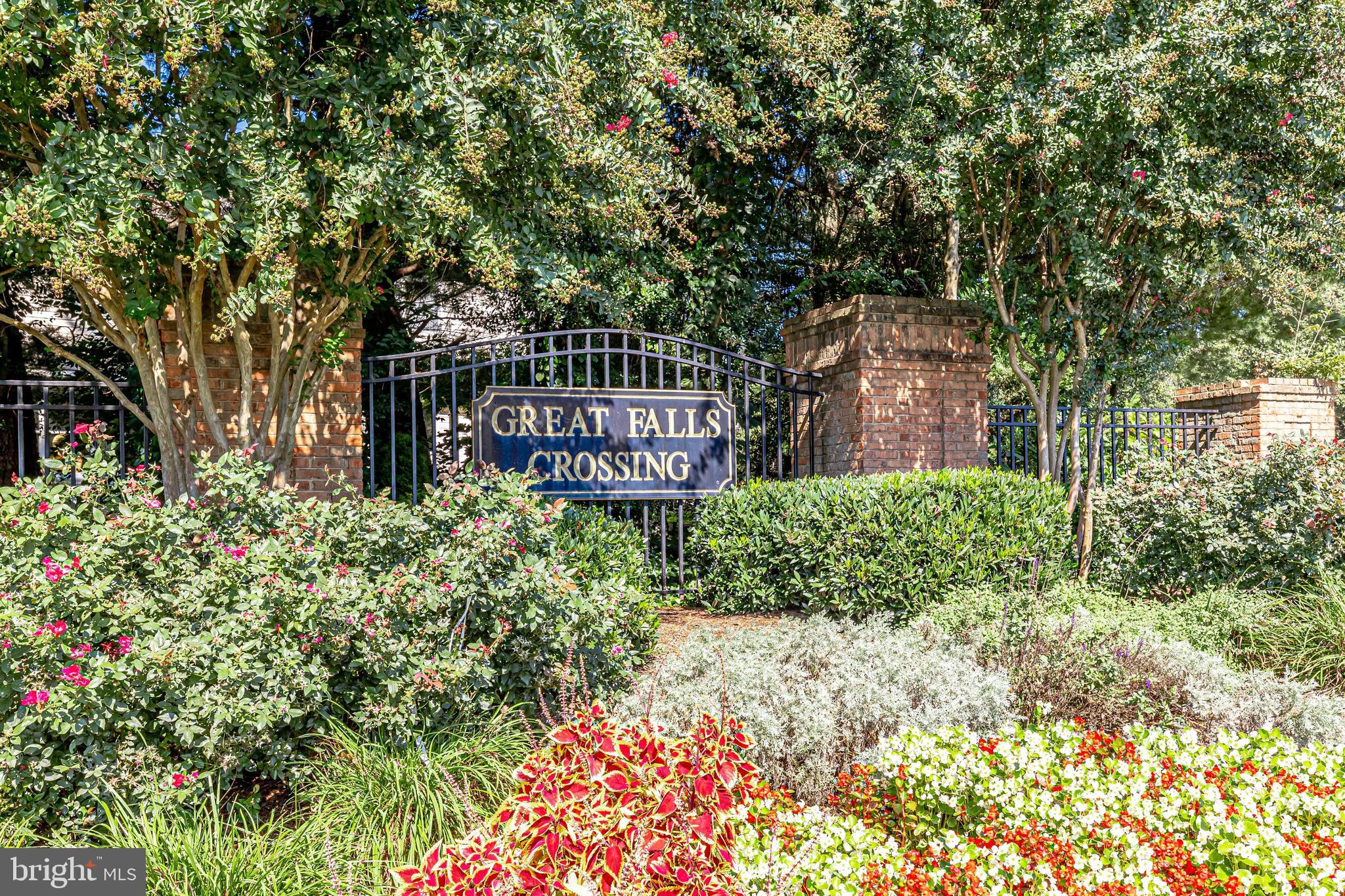 ESTATES AT GREAT FALLS - Residential Lease