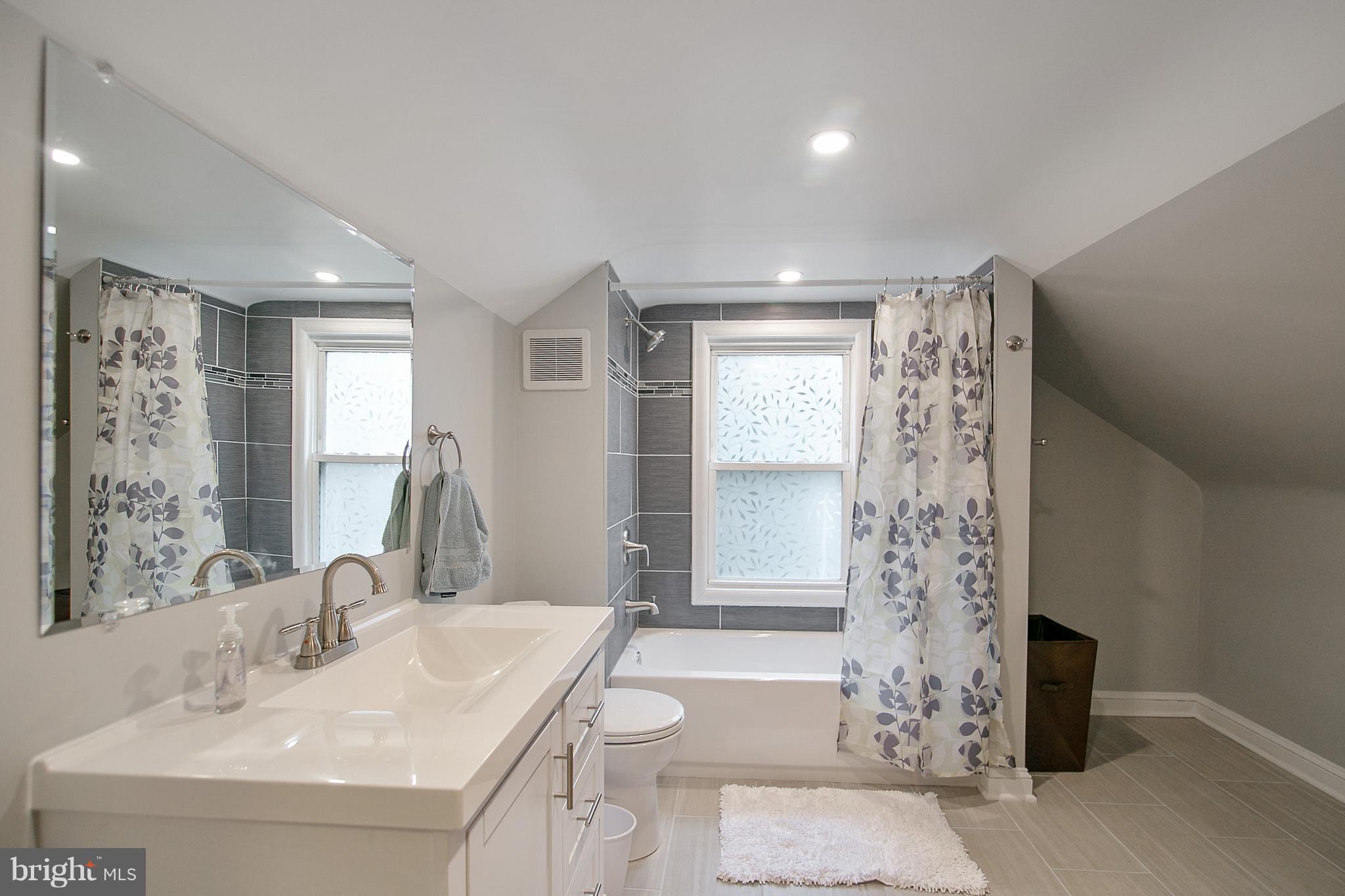 GLENMOORE - Residential