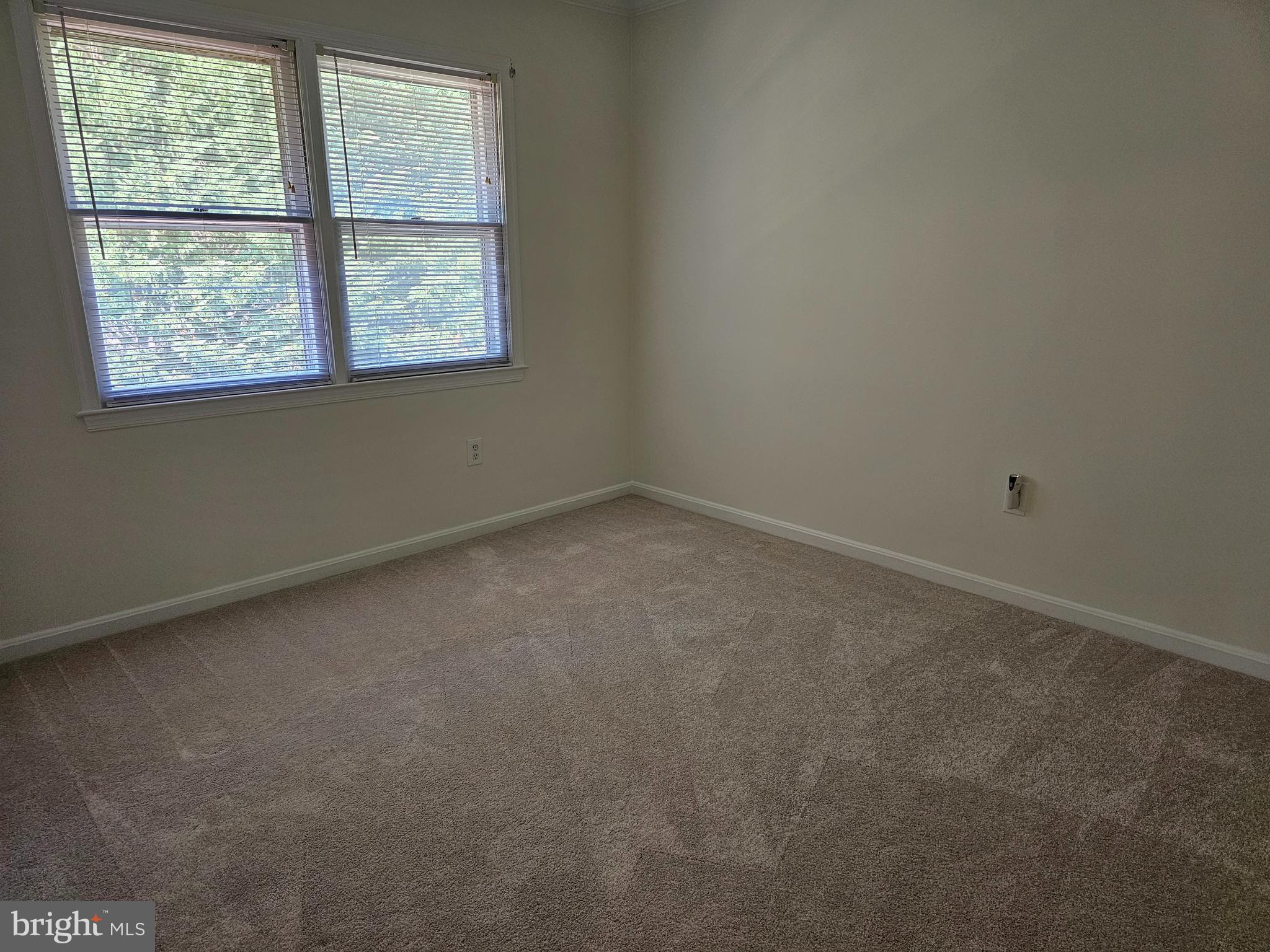 ROLLING VALLEY - Residential