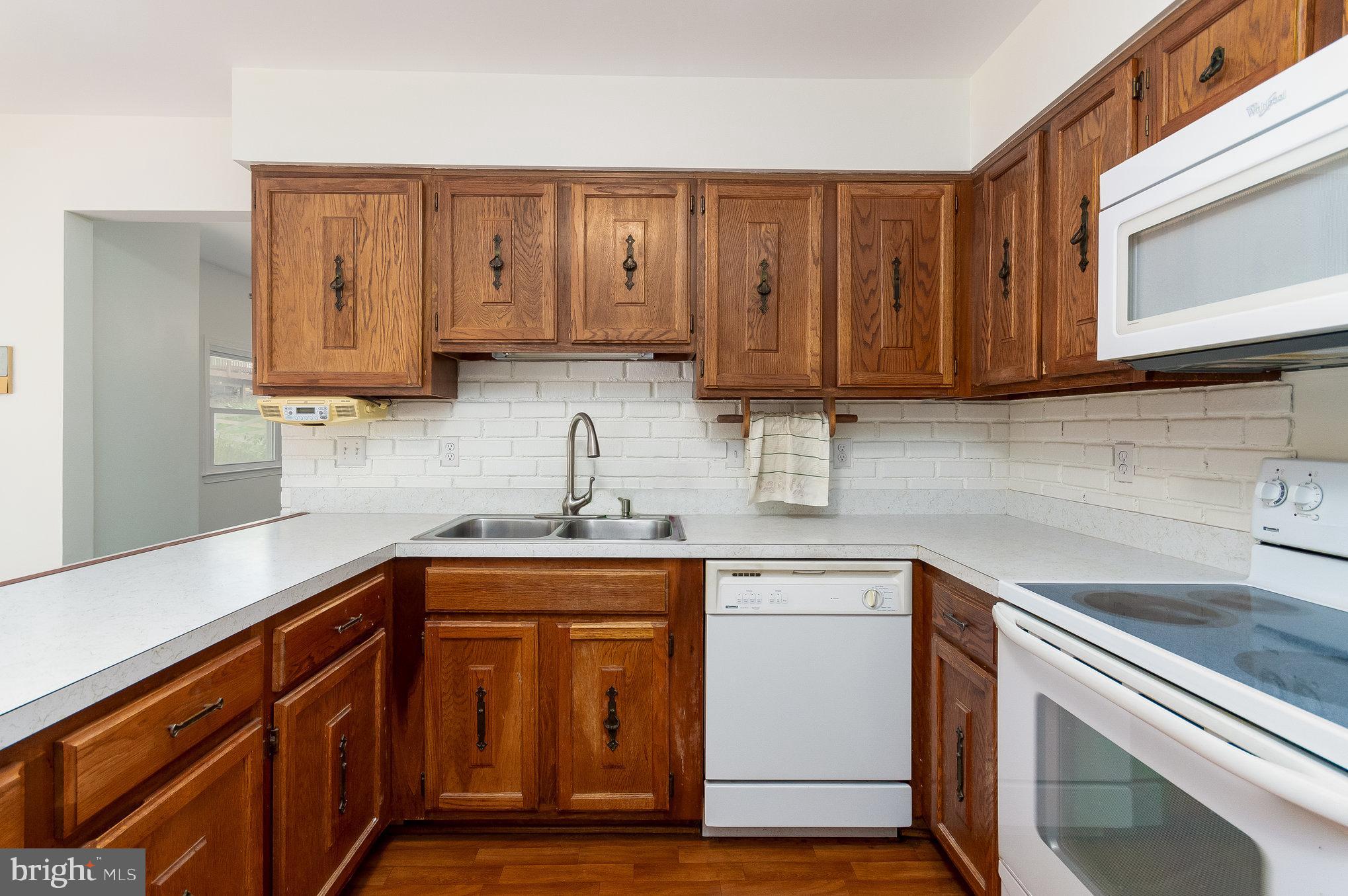 ROLLING VALLEY - Residential