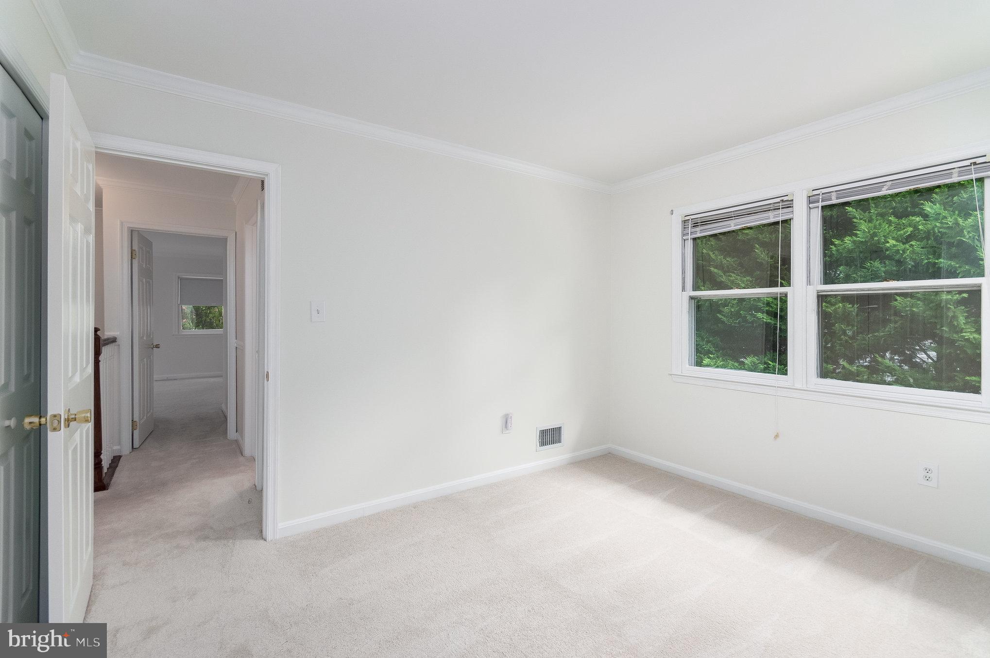 ROLLING VALLEY - Residential