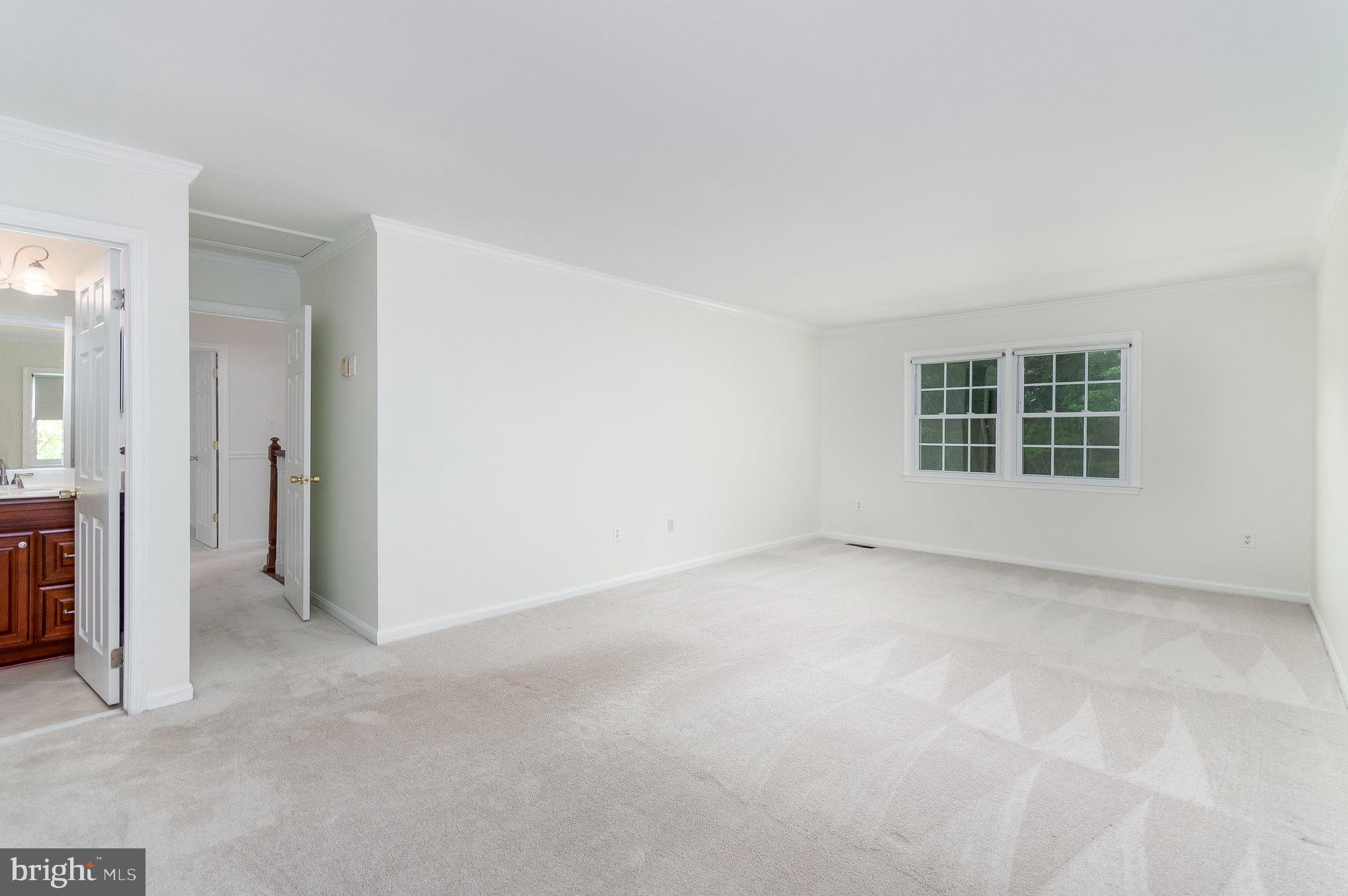 ROLLING VALLEY - Residential