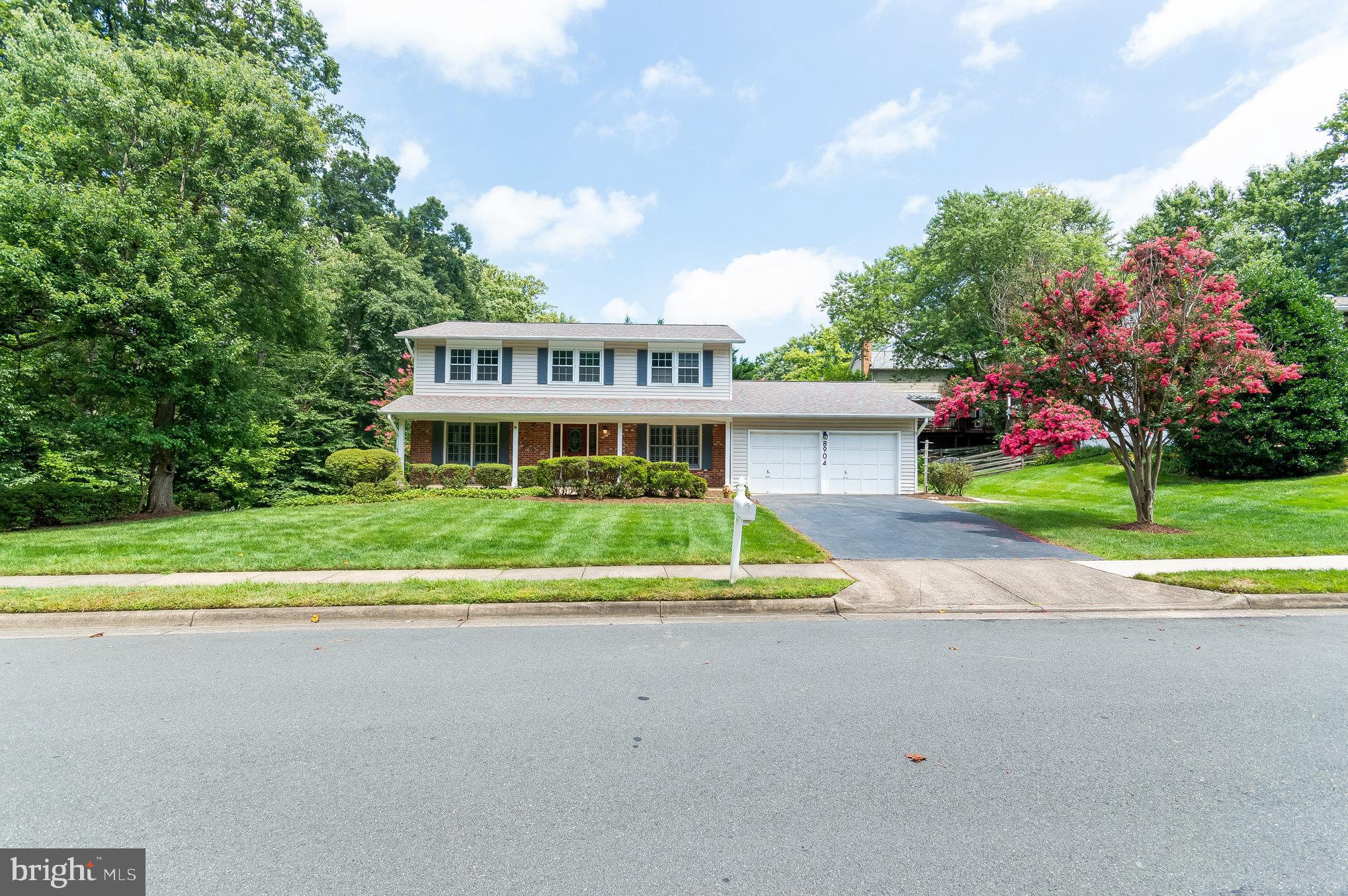 ROLLING VALLEY - Residential