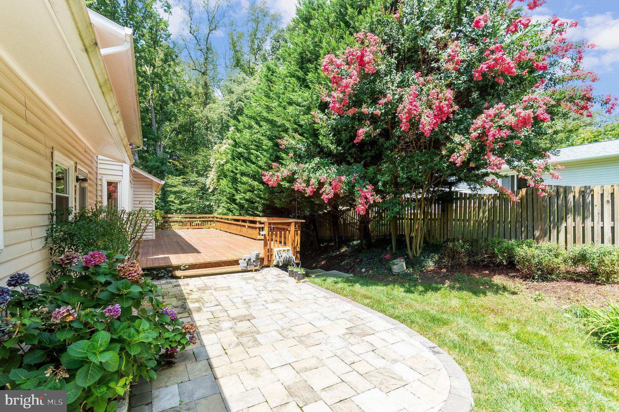 ROLLING VALLEY - Residential