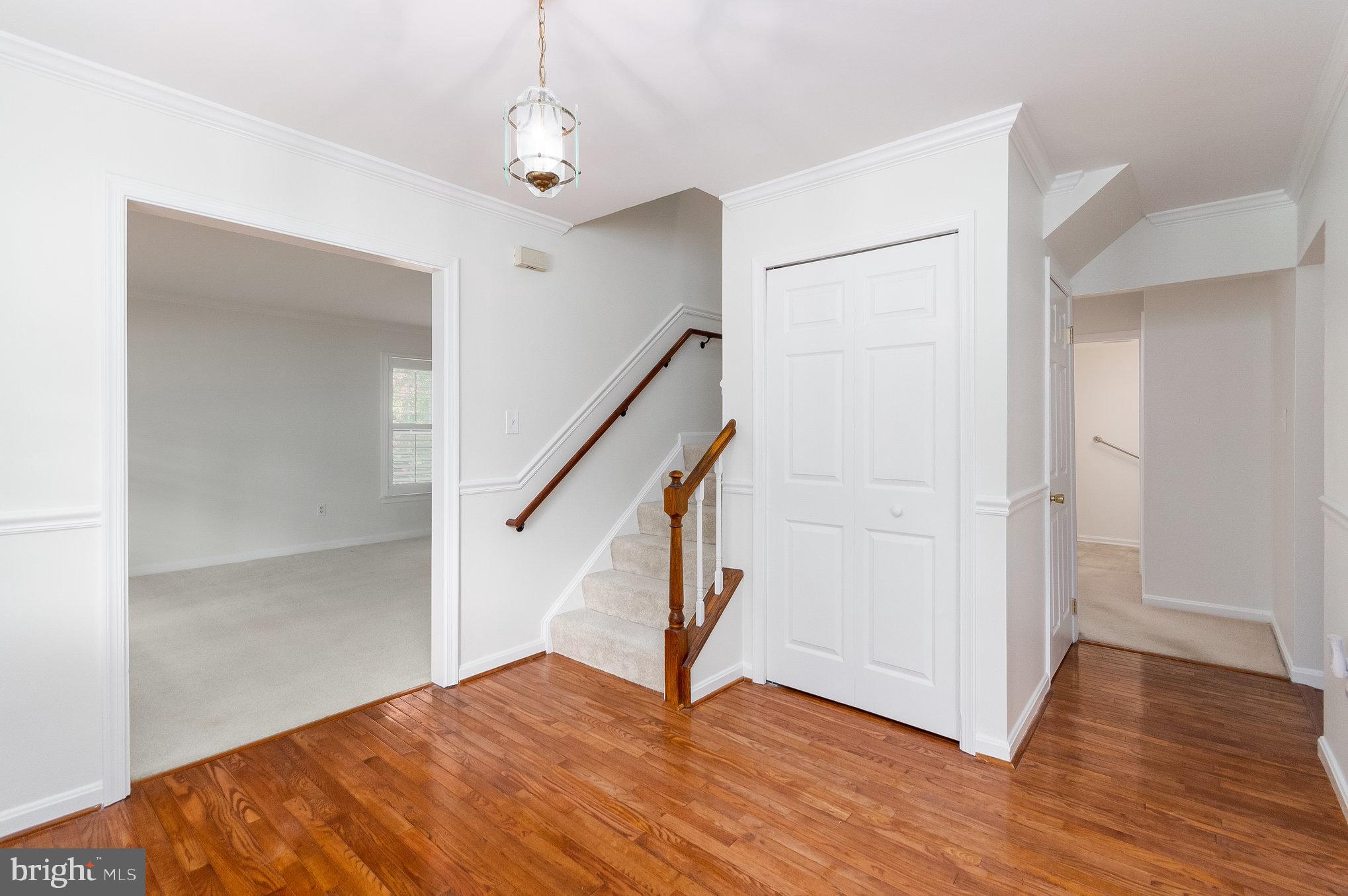 ROLLING VALLEY - Residential