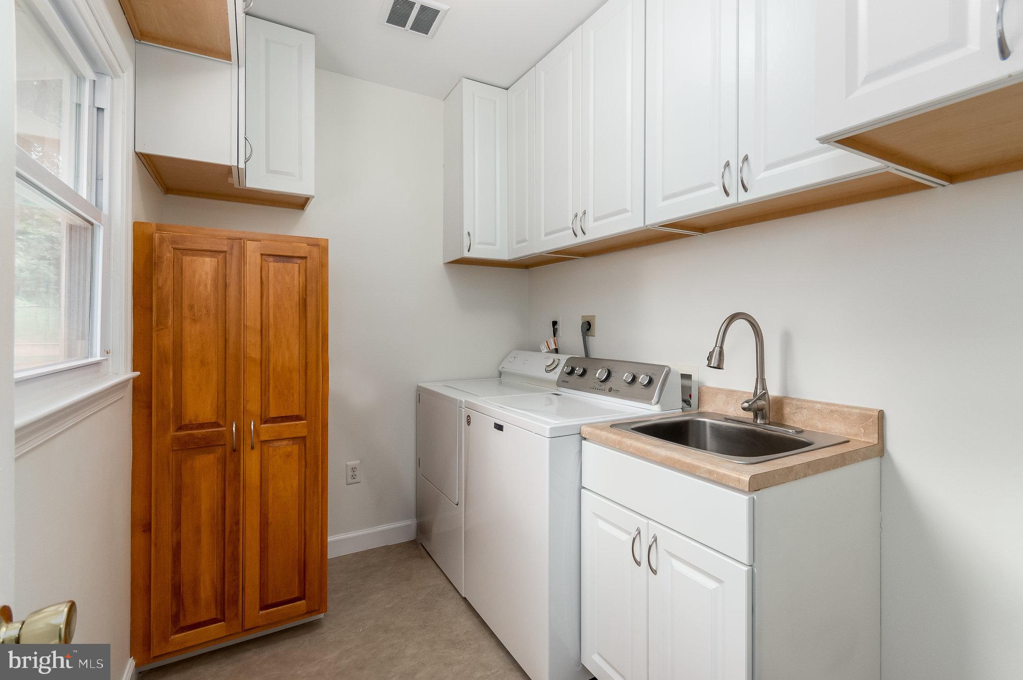 ROLLING VALLEY - Residential