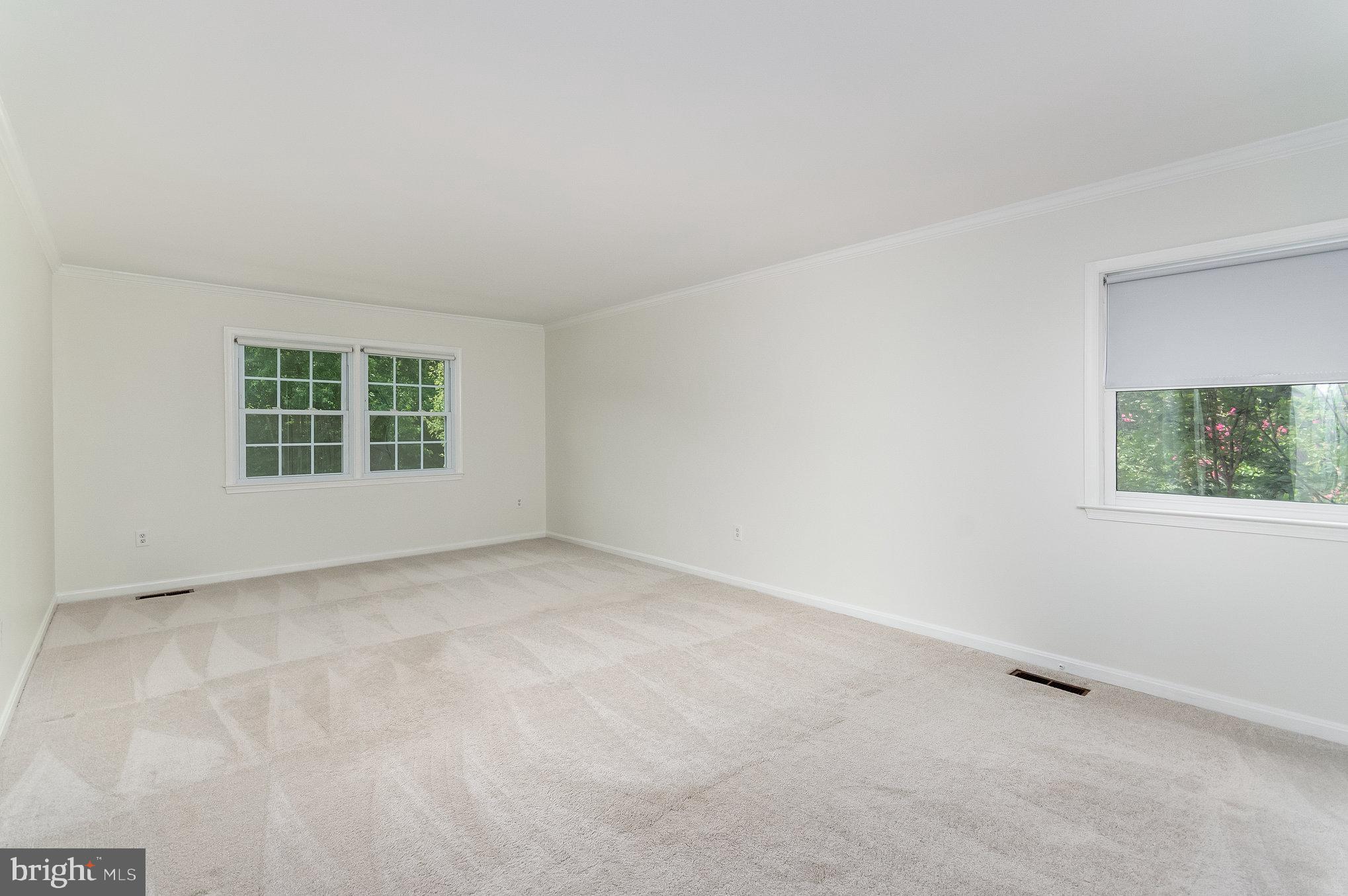 ROLLING VALLEY - Residential