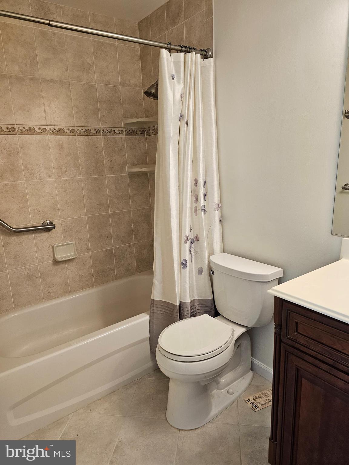 ROLLING VALLEY - Residential