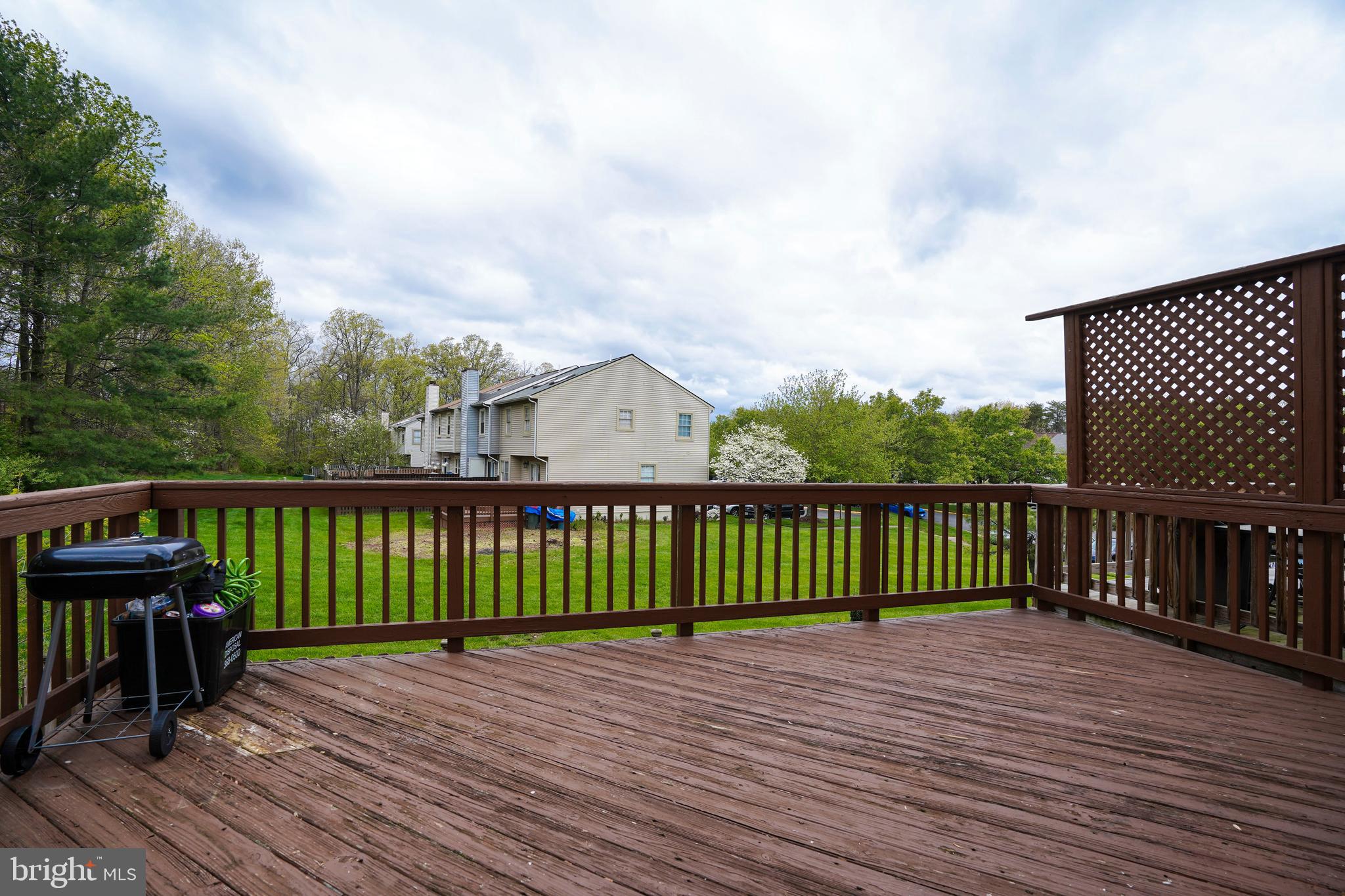 STONEHENGE - Residential