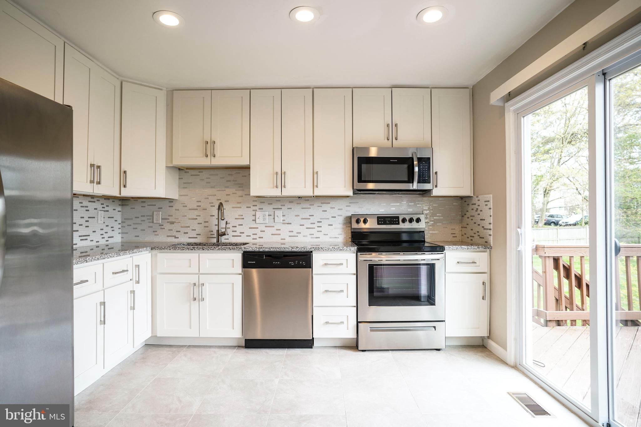 STONEHENGE - Residential