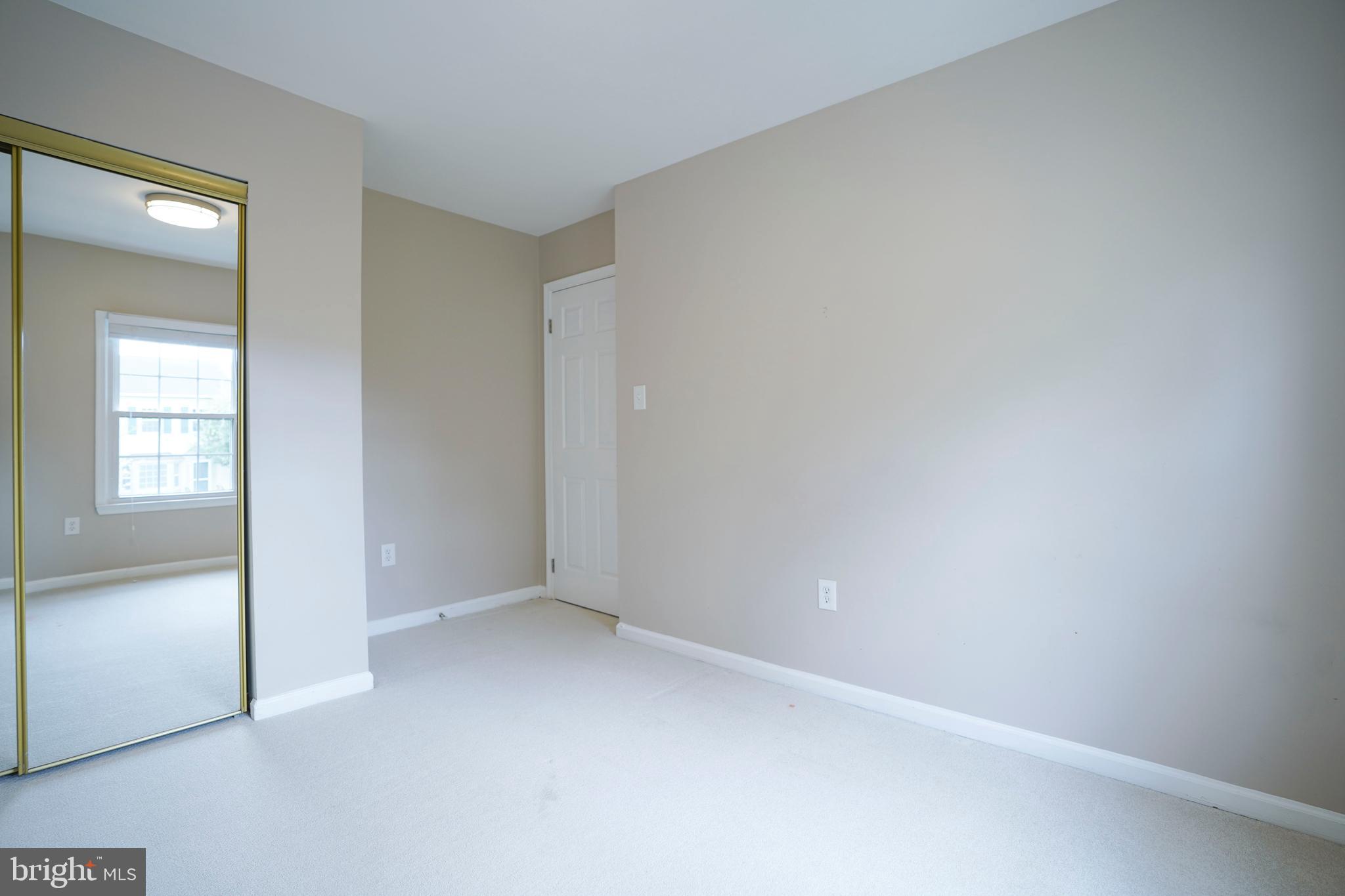 STONEHENGE - Residential