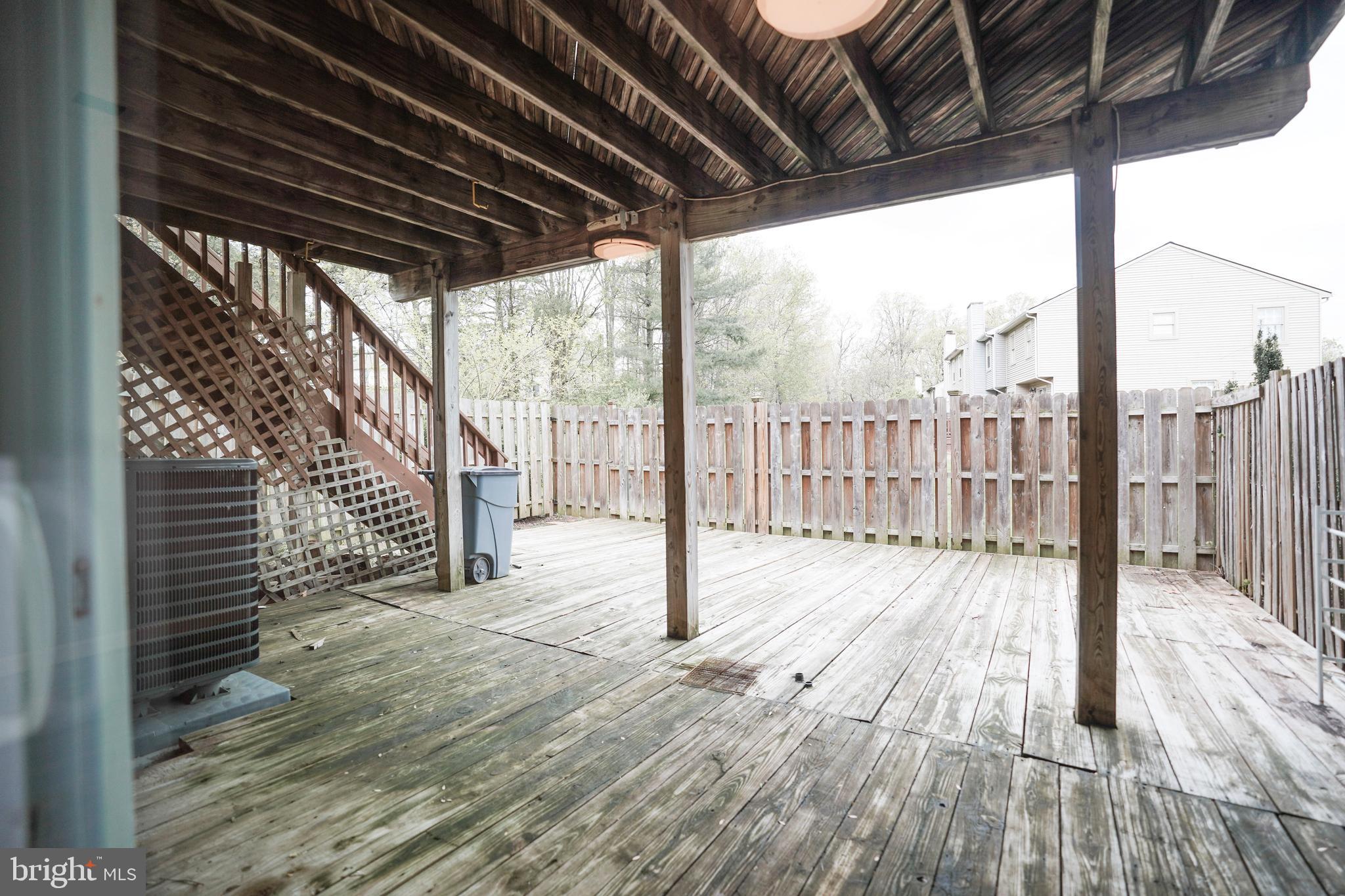 STONEHENGE - Residential