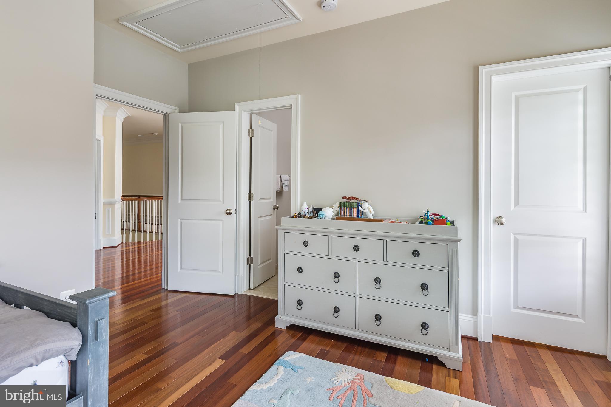 STOCKWELL MANOR - Residential