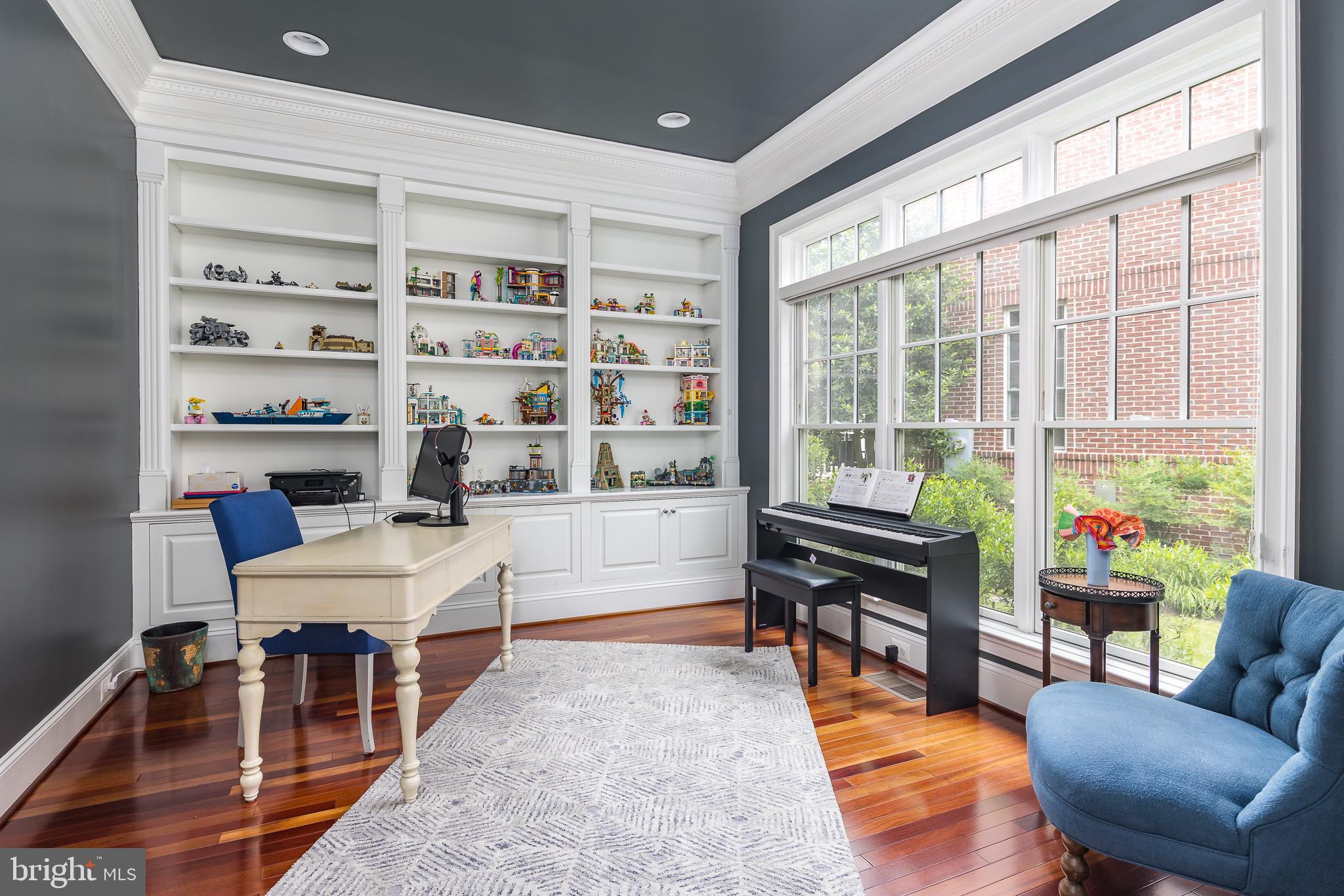 STOCKWELL MANOR - Residential