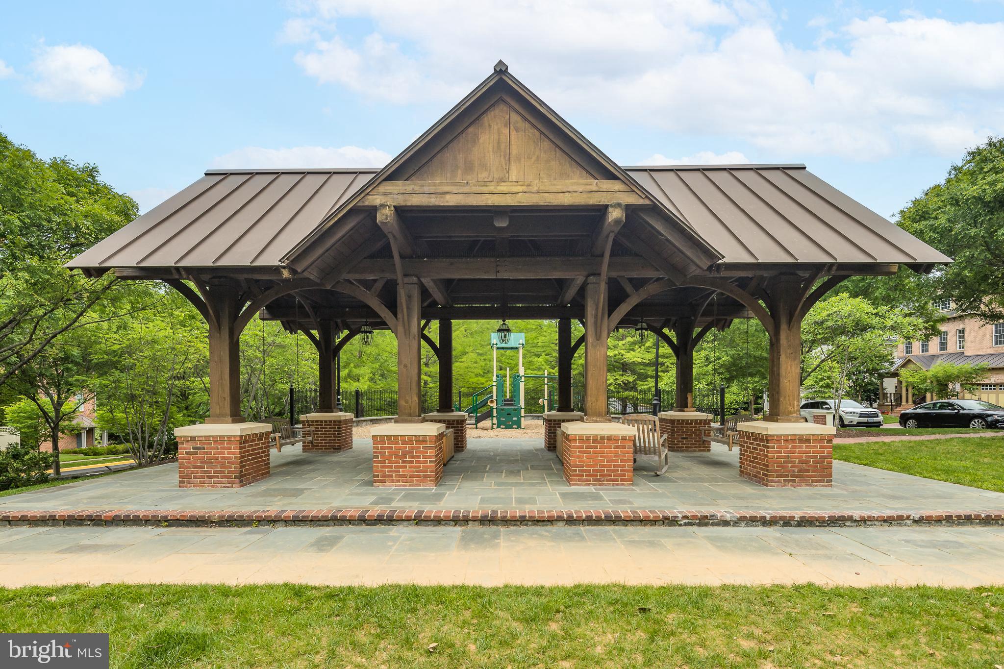 STOCKWELL MANOR - Residential