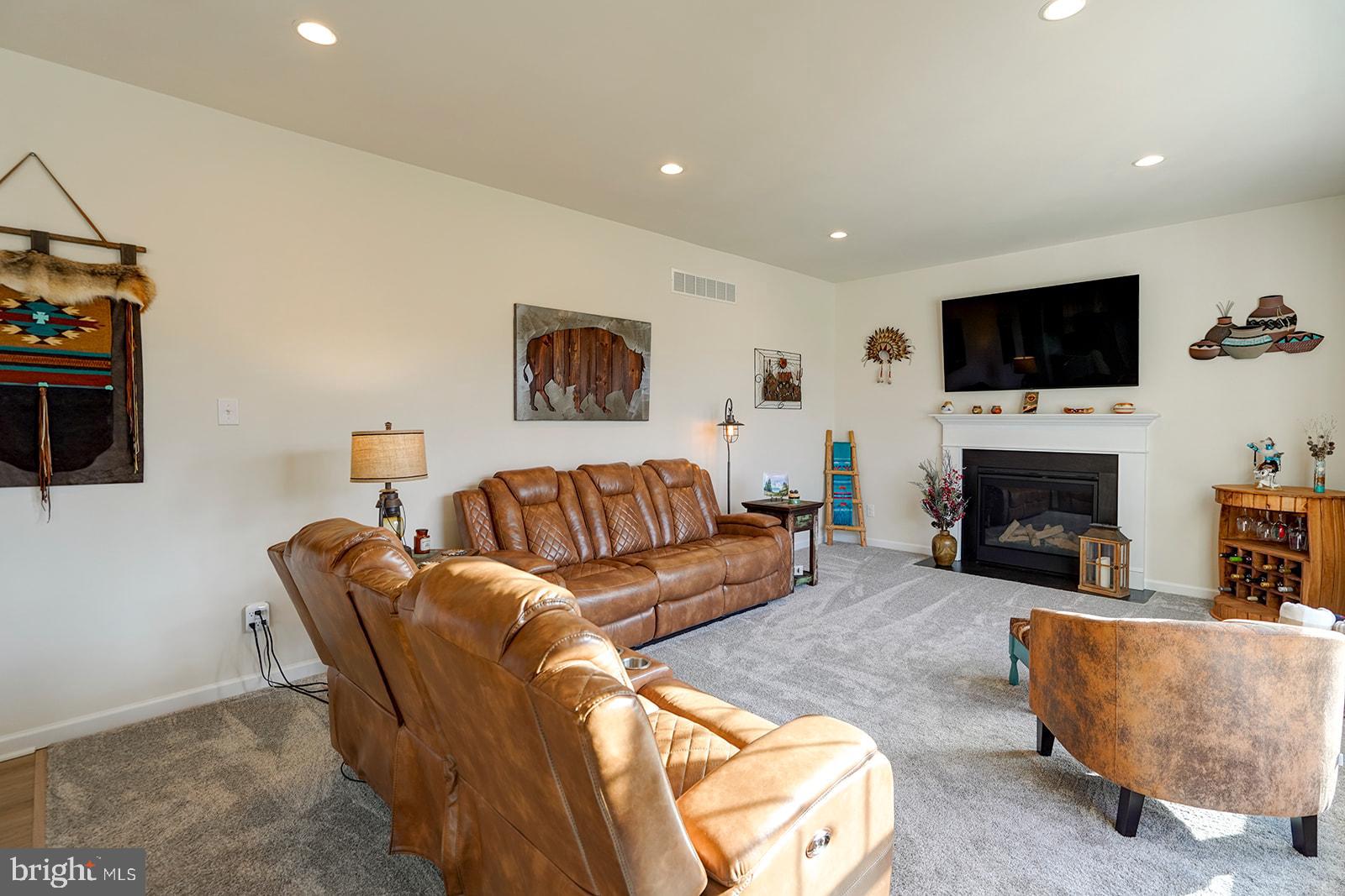 SWEETWATER FARM - Residential