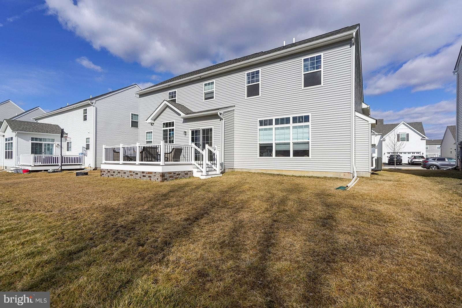 SWEETWATER FARM - Residential