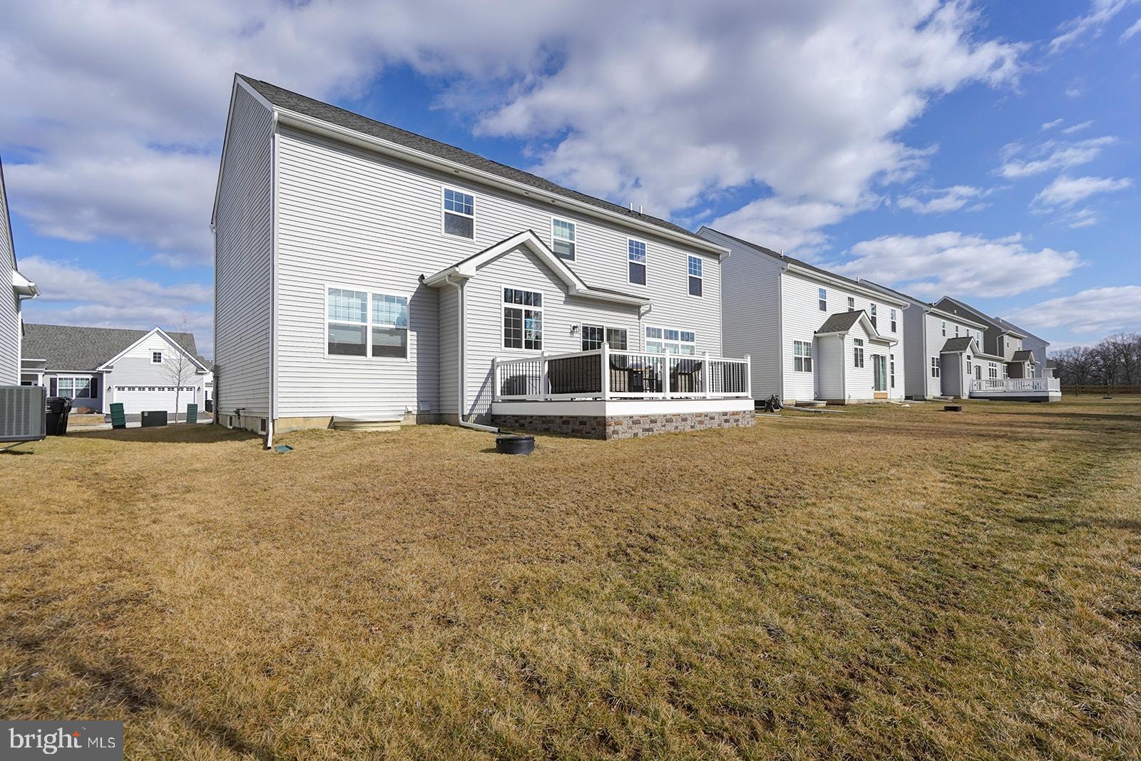 SWEETWATER FARM - Residential