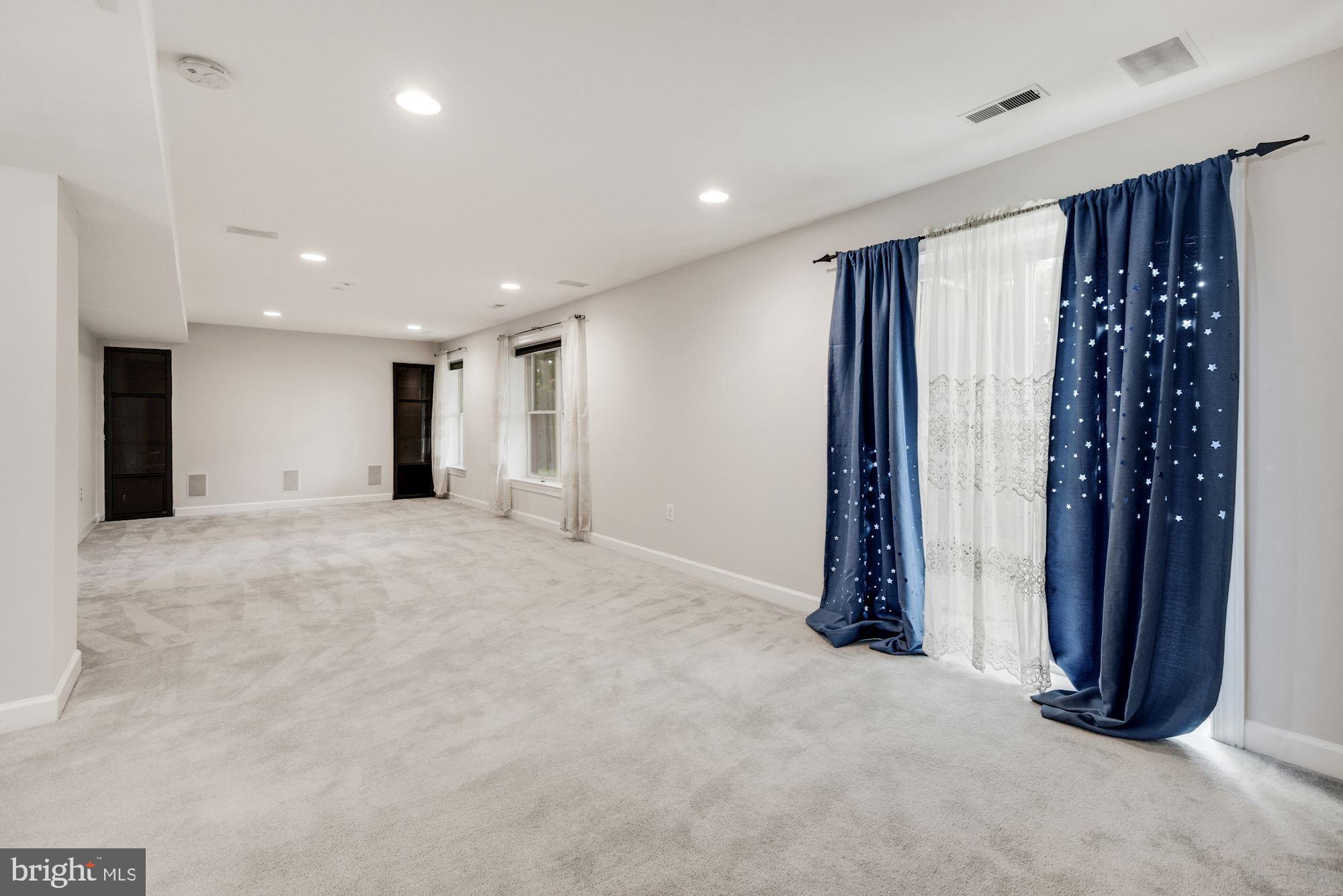 LINDEN - Residential Lease