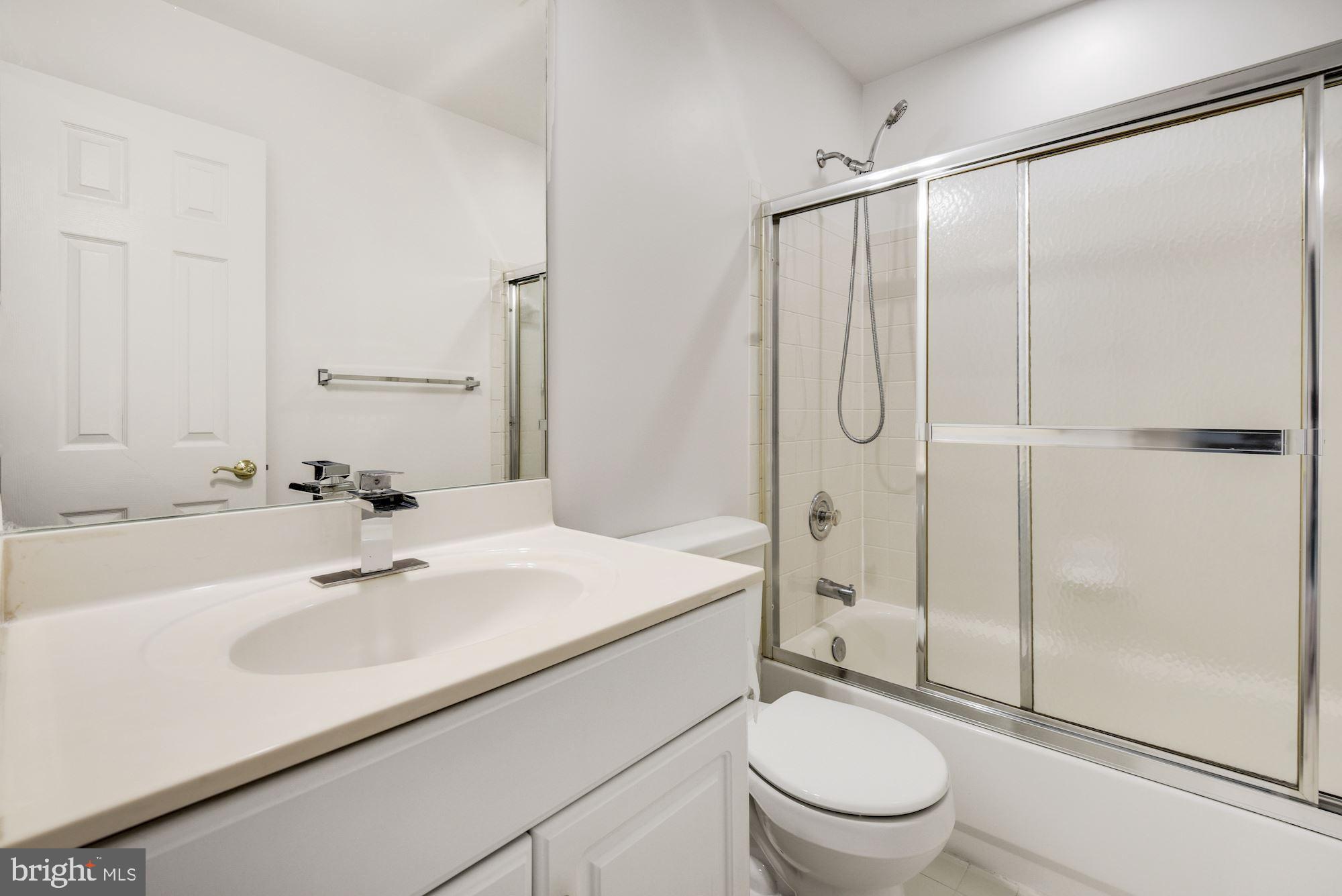 LINDEN - Residential Lease