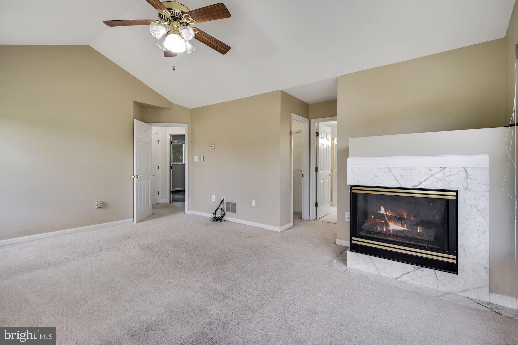 LINDEN - Residential Lease