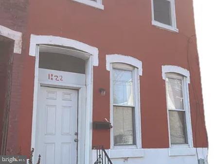 1822 N 1822 N VAN PELT STREET