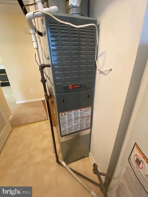 CEDARS OF WARRENTON - Residential Lease