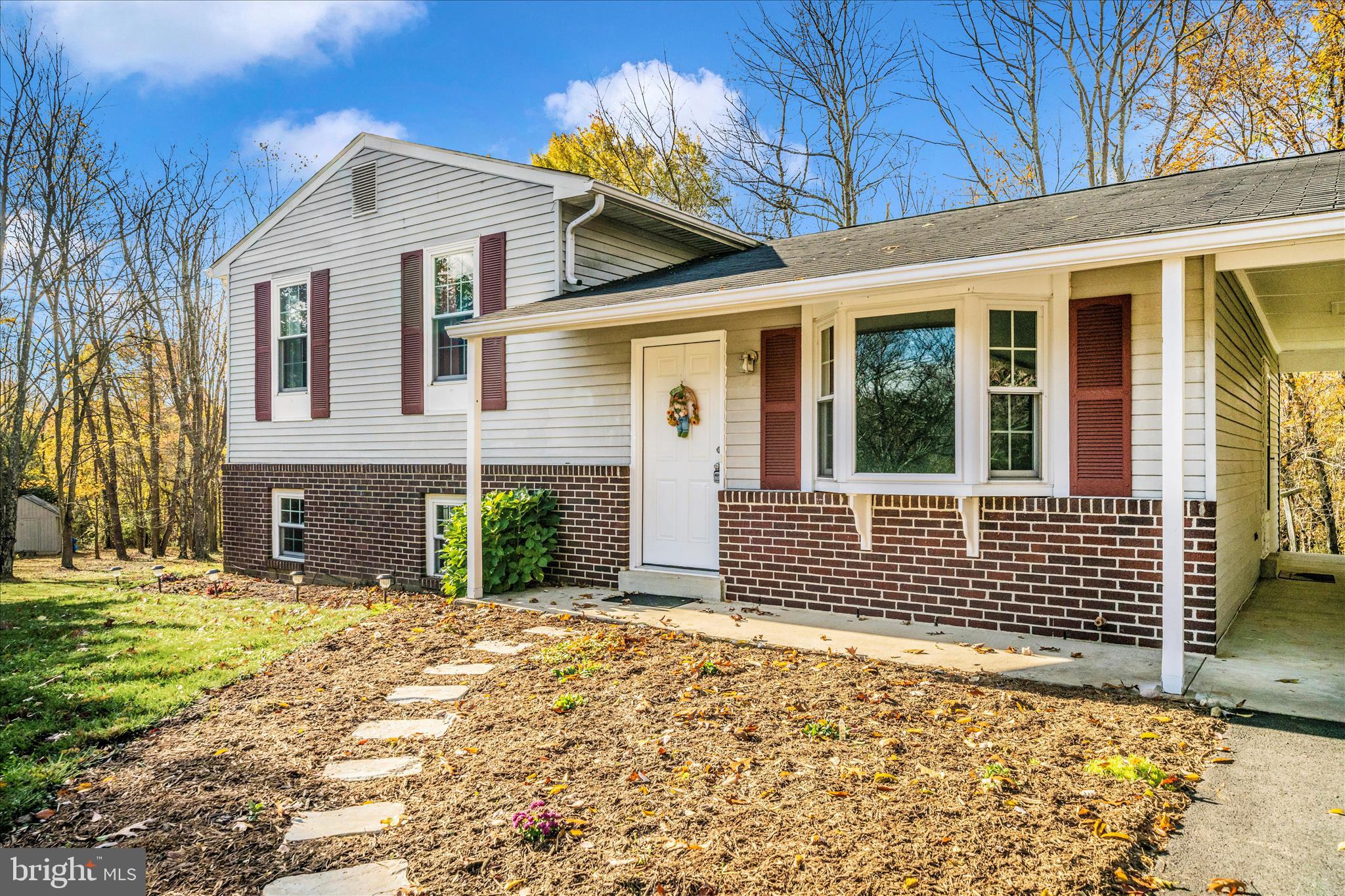 11023 HORSESHOE DRIVE