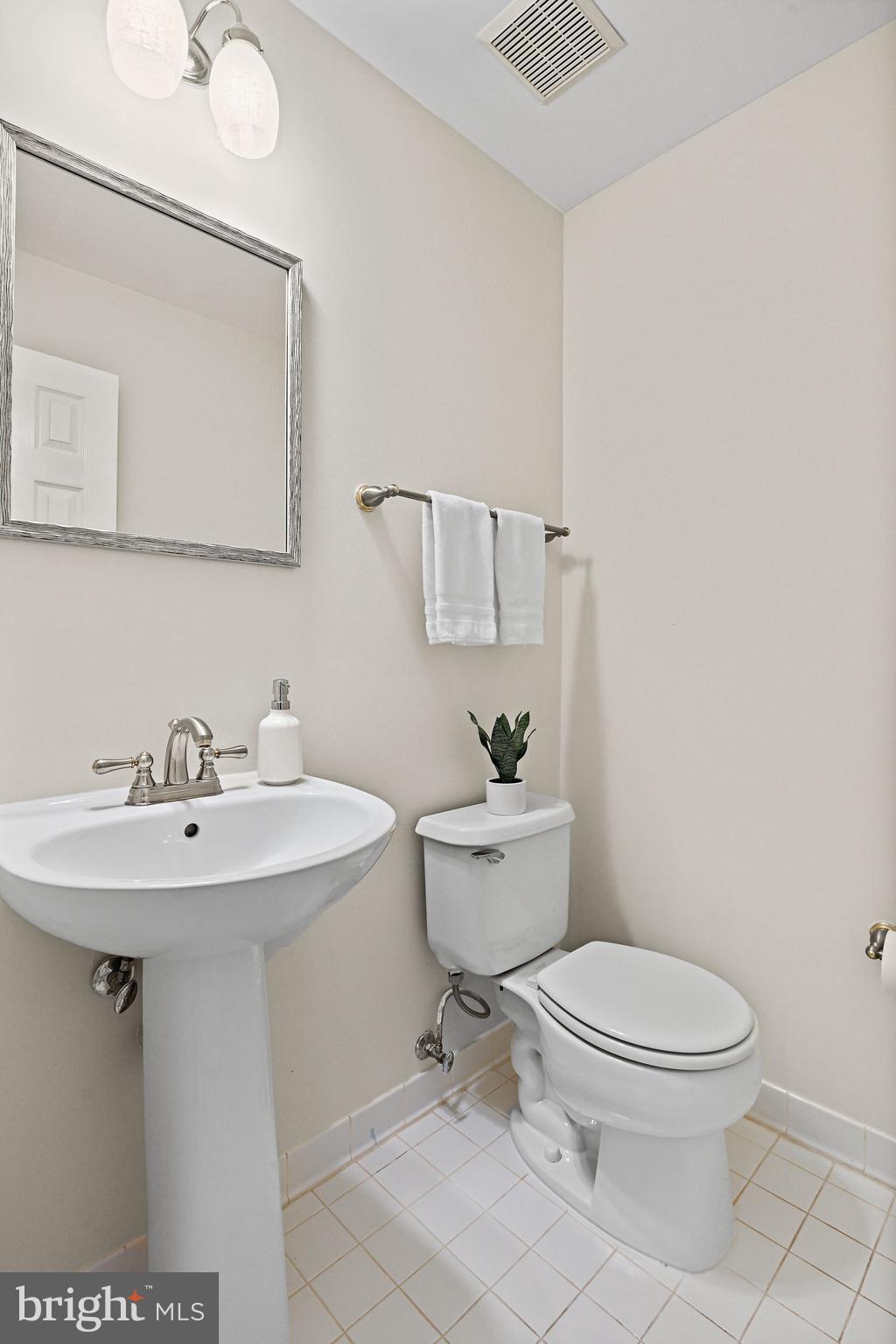 RESTON - Residential