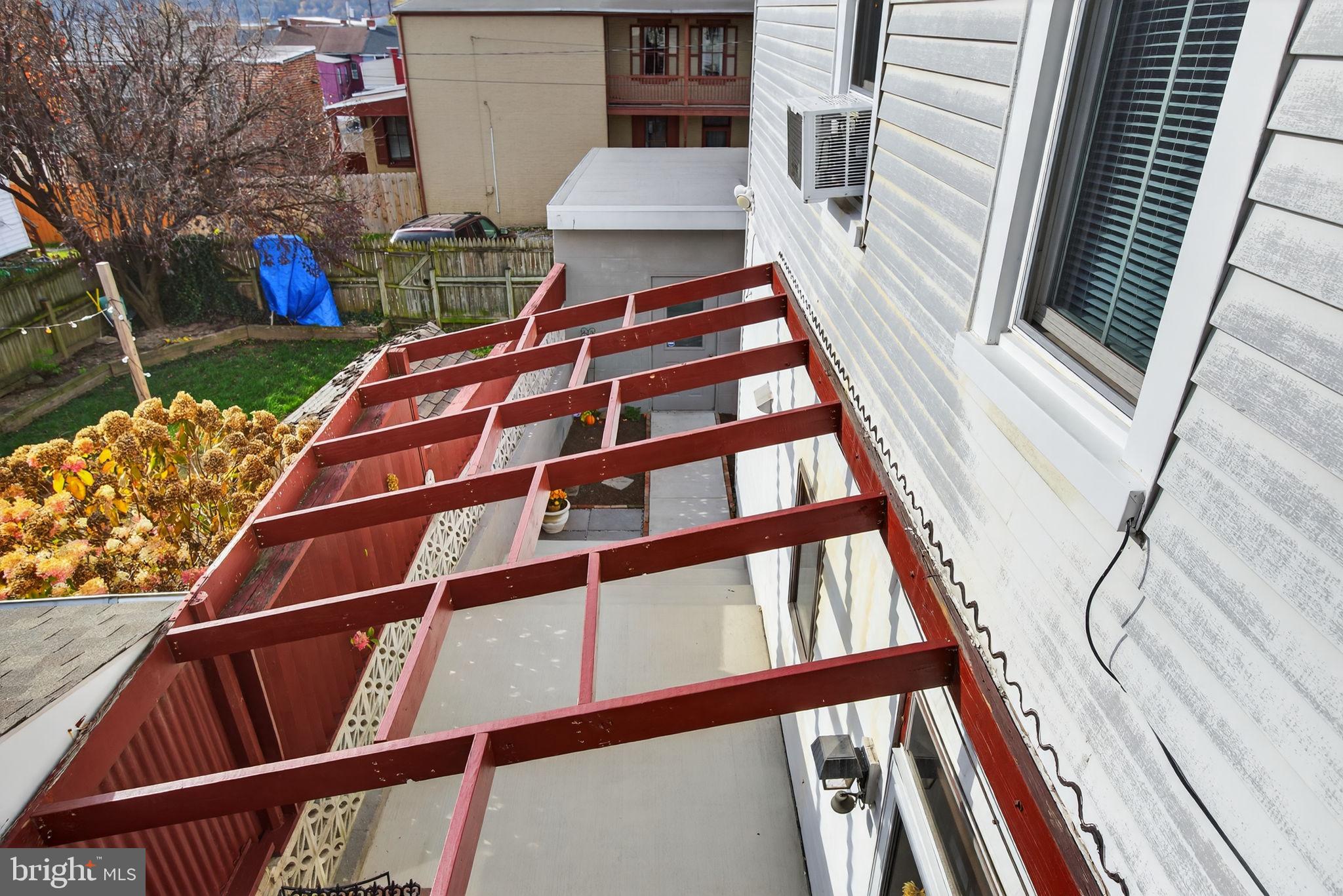 COLUMBIA - Residential