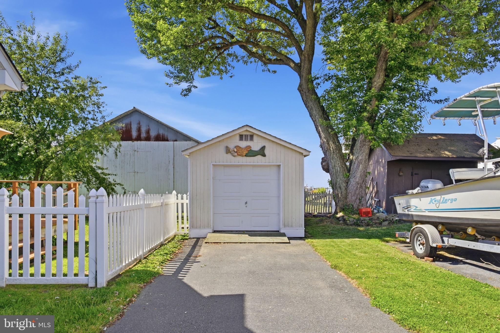 TOWN OF ROCK HALL - Residential
