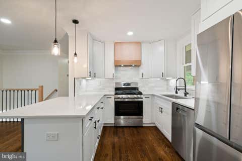 Photo of 3551 Forestdale Avenue, WOODBRIDGE, VA 22193 (MLS # VAPW2127926)