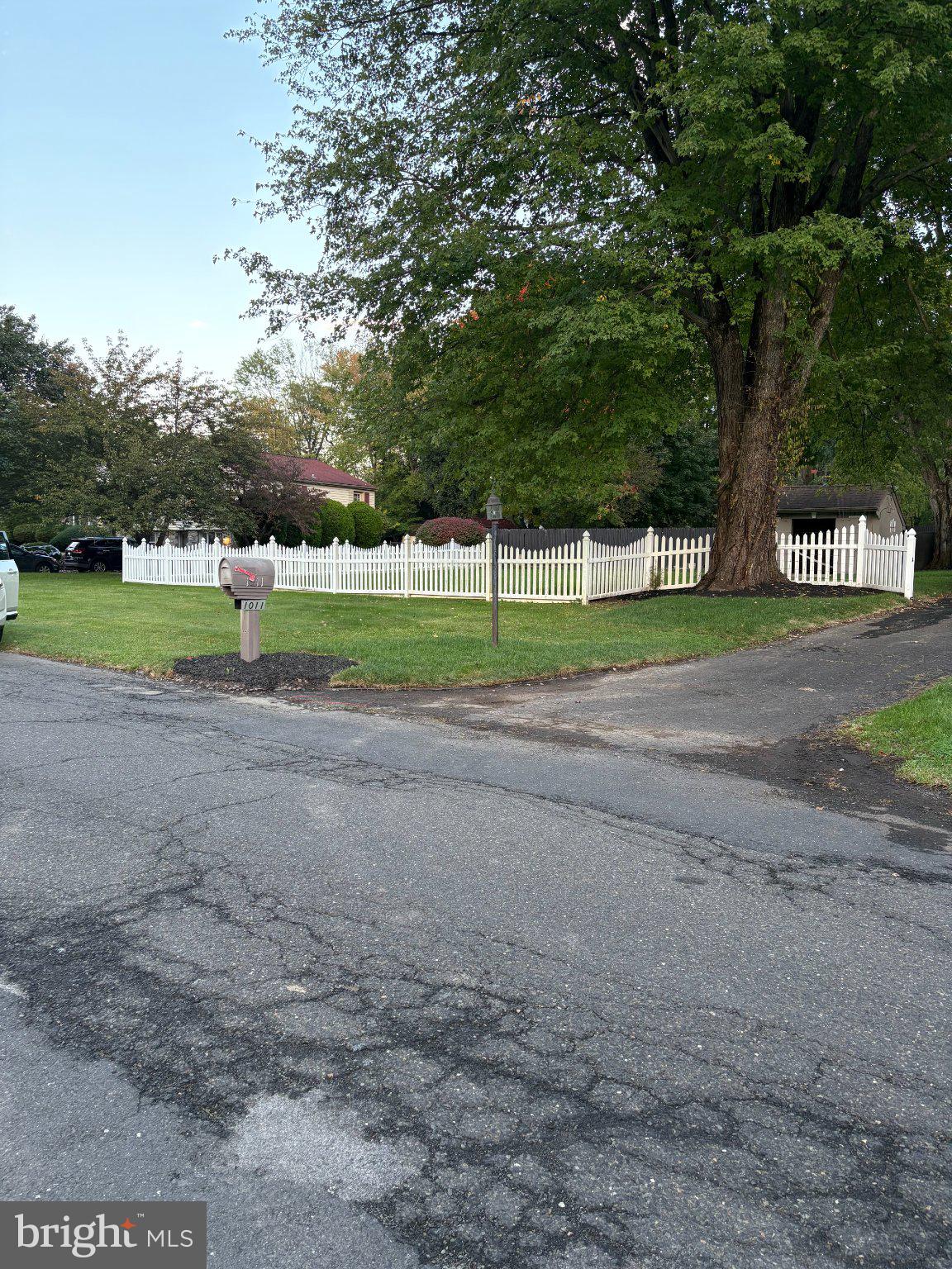 1011 BRISTOL ROAD