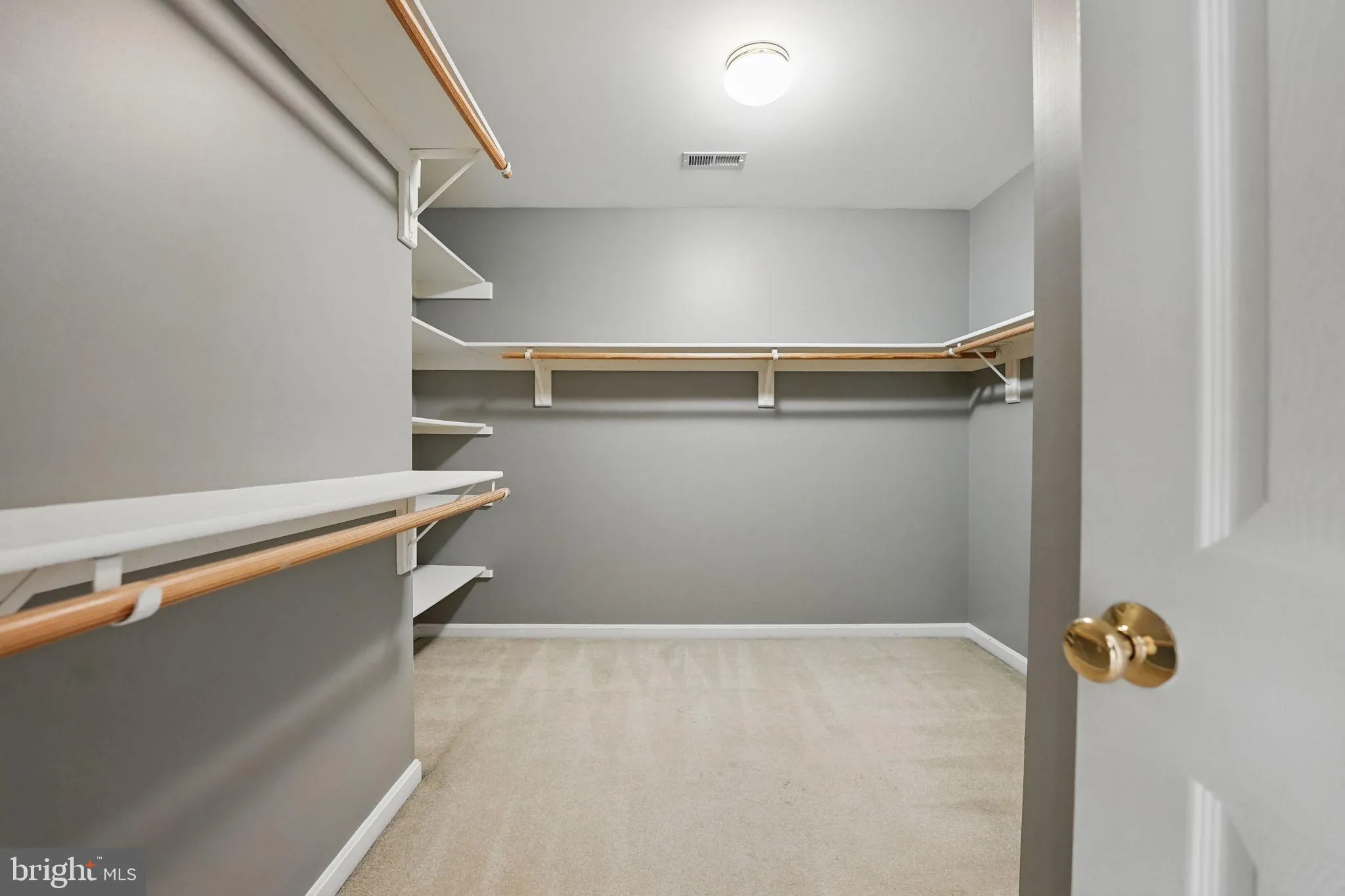 Fredericksburg, Virginia 22406, United States, 4 Bedrooms Bedrooms, ,4 BathroomsBathrooms,Residential,Contingent,102744