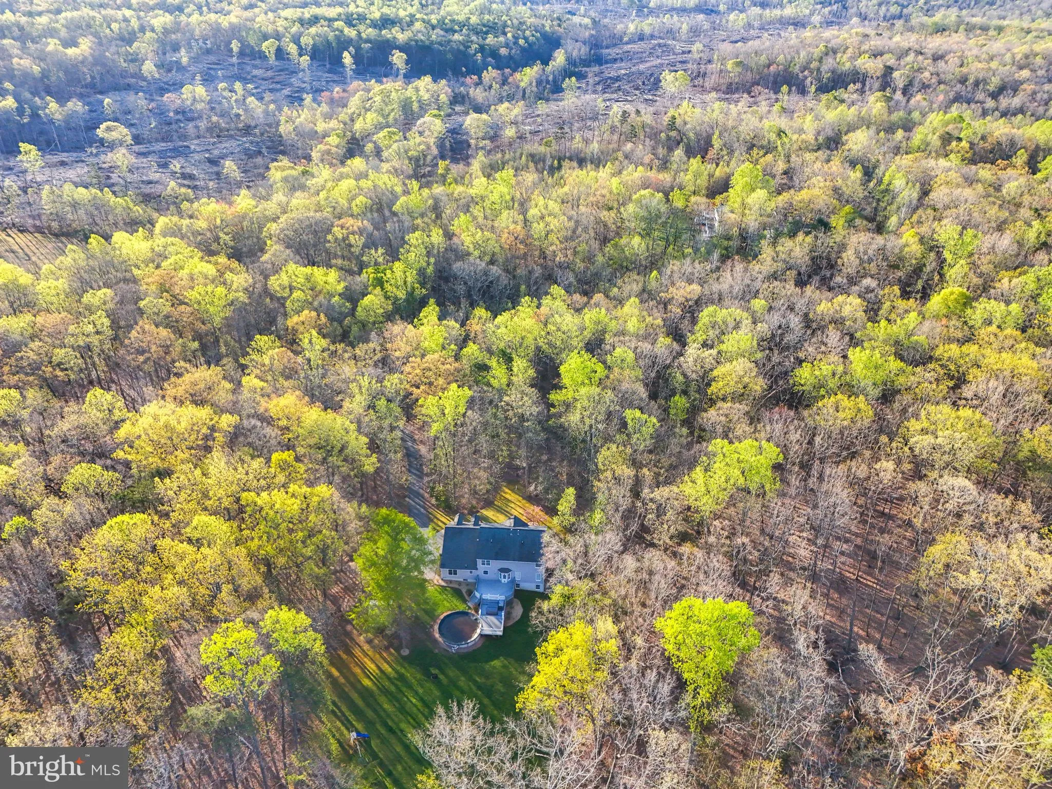 Fredericksburg, Virginia 22406, United States, 4 Bedrooms Bedrooms, ,4 BathroomsBathrooms,Residential,Contingent,102744