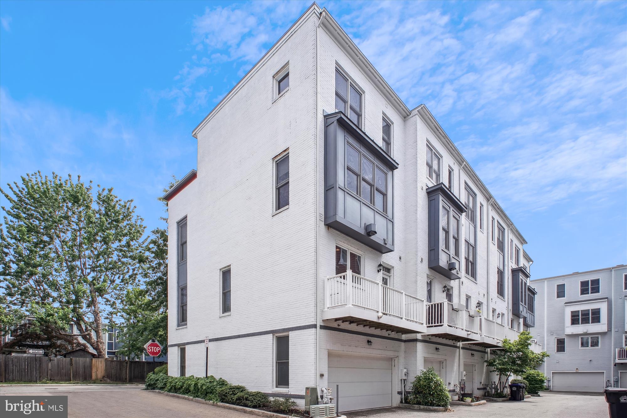 JAMES BLAND HOMES - Residential Lease