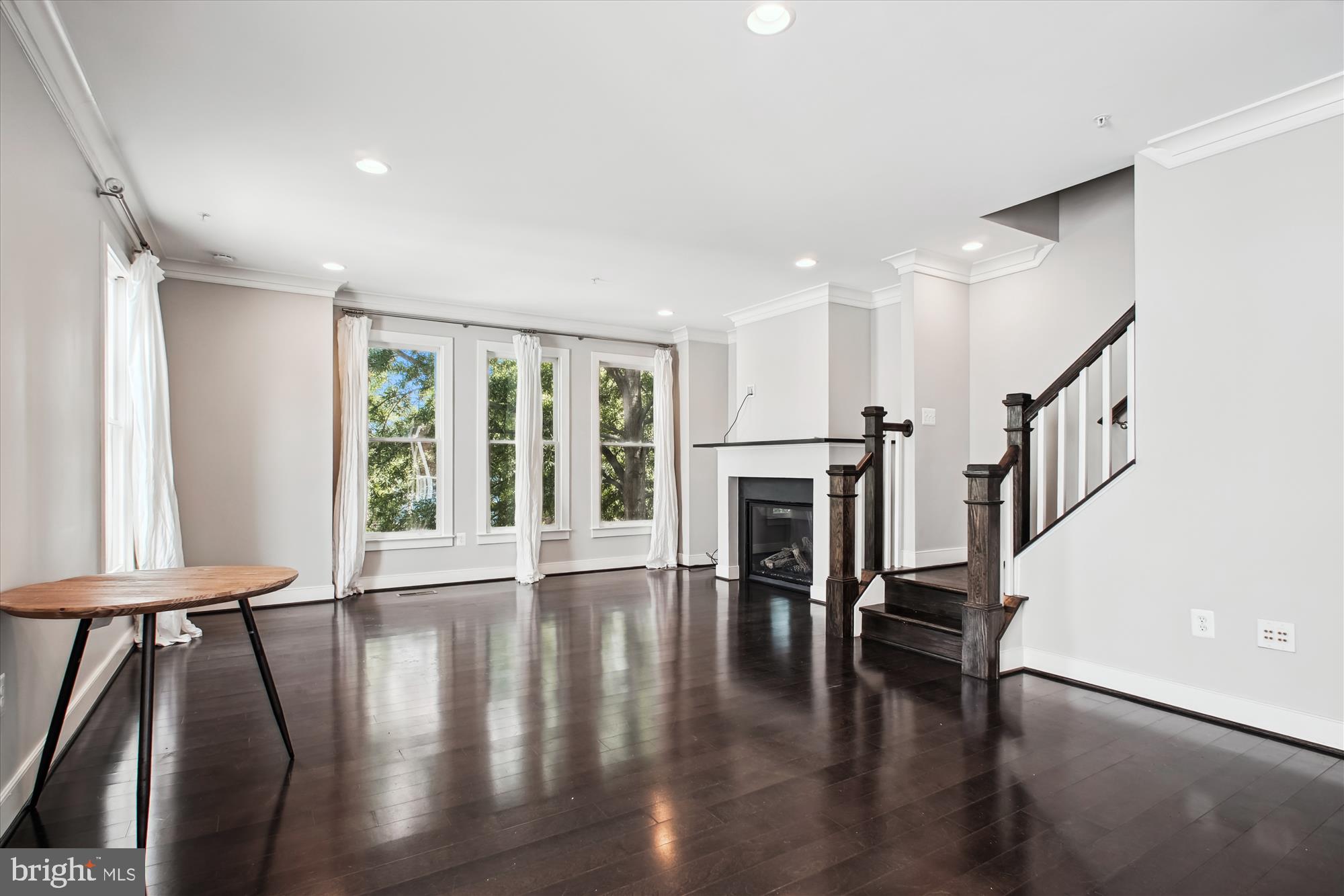 JAMES BLAND HOMES - Residential Lease