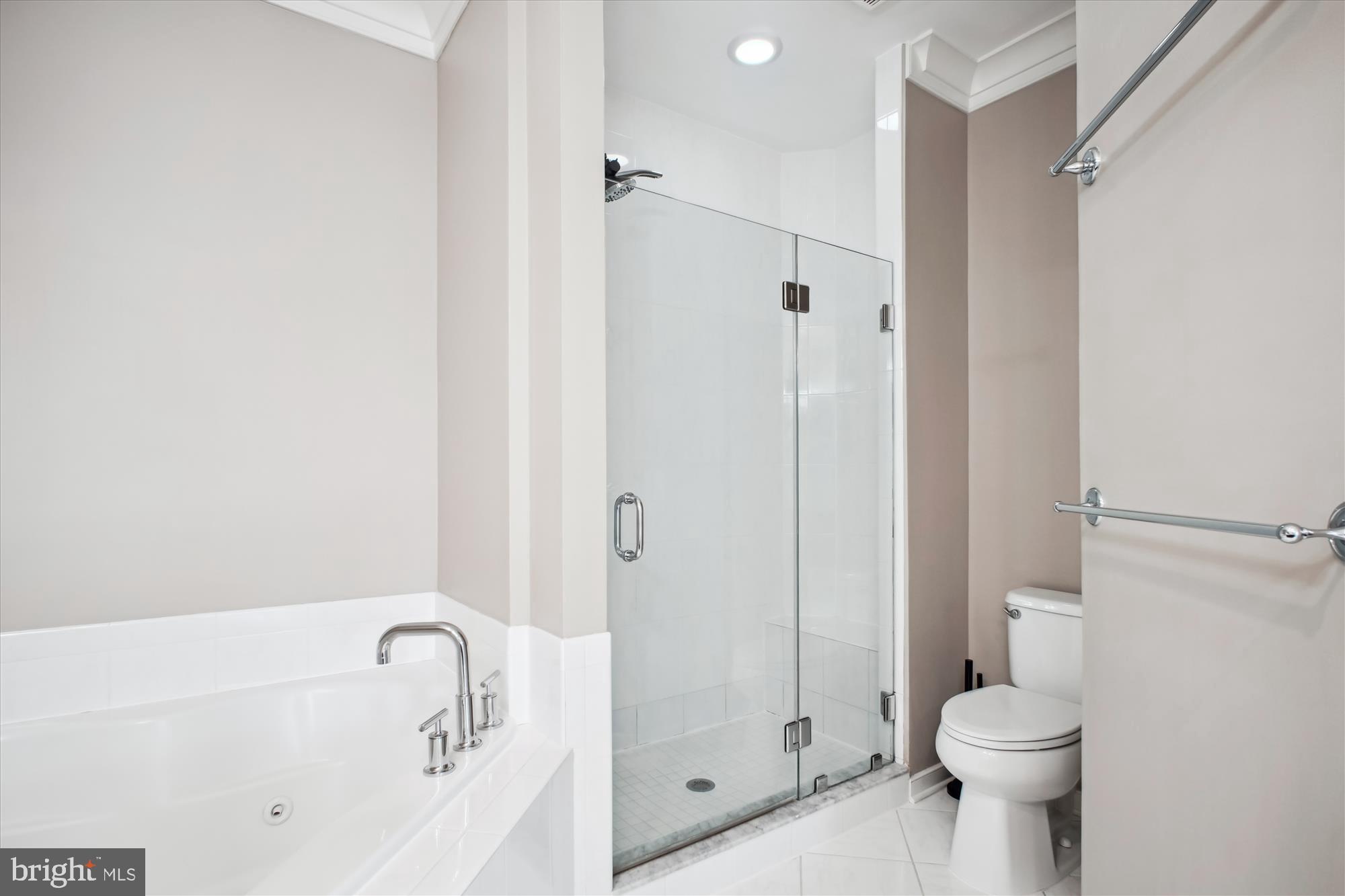 JAMES BLAND HOMES - Residential Lease