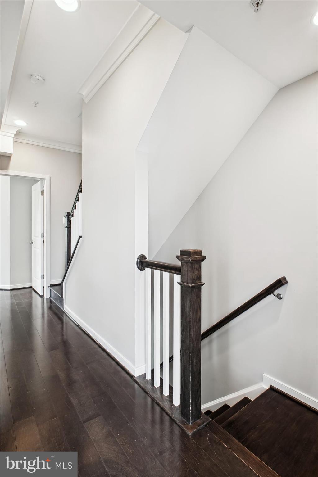 JAMES BLAND HOMES - Residential Lease