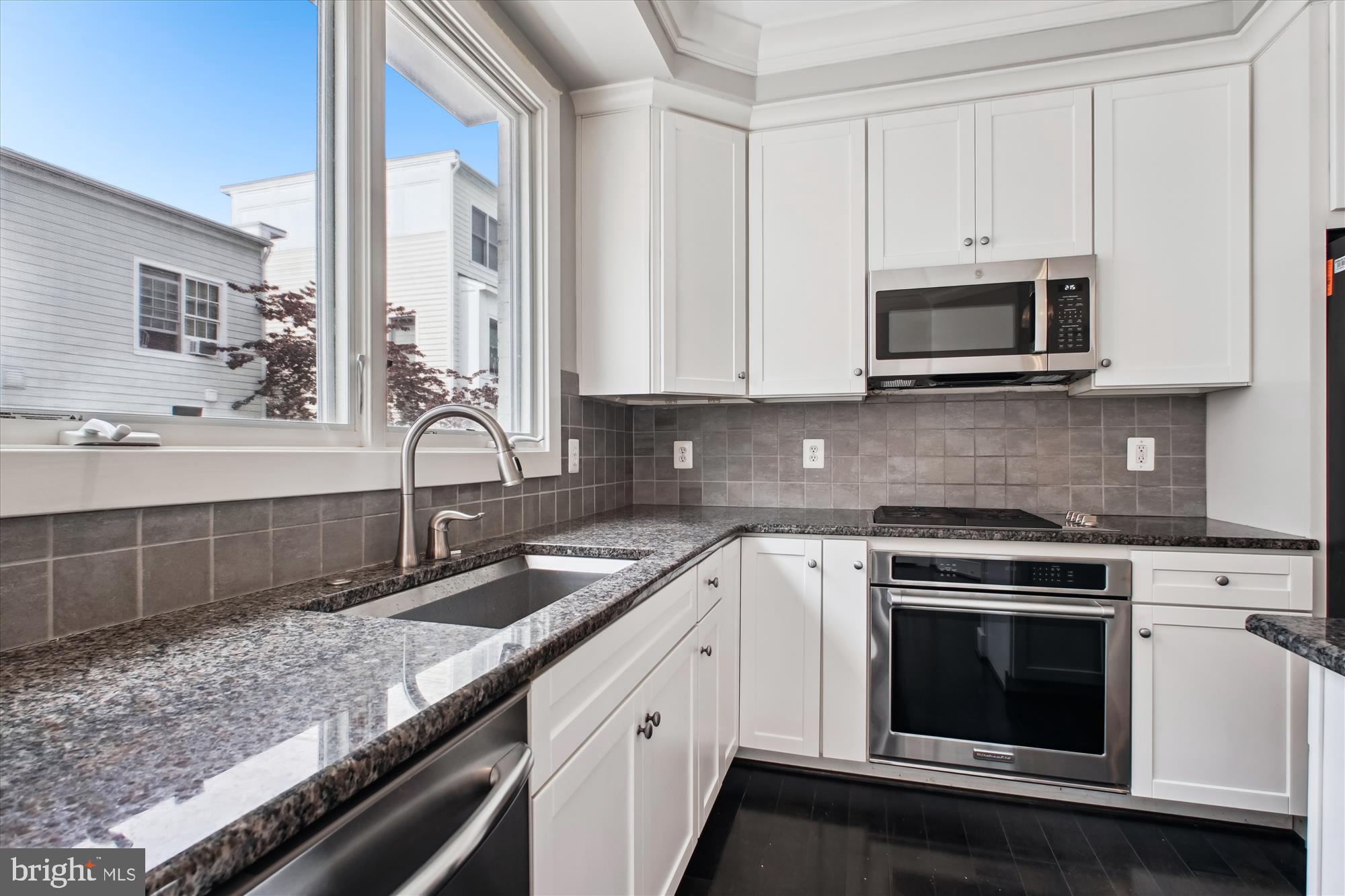 JAMES BLAND HOMES - Residential Lease