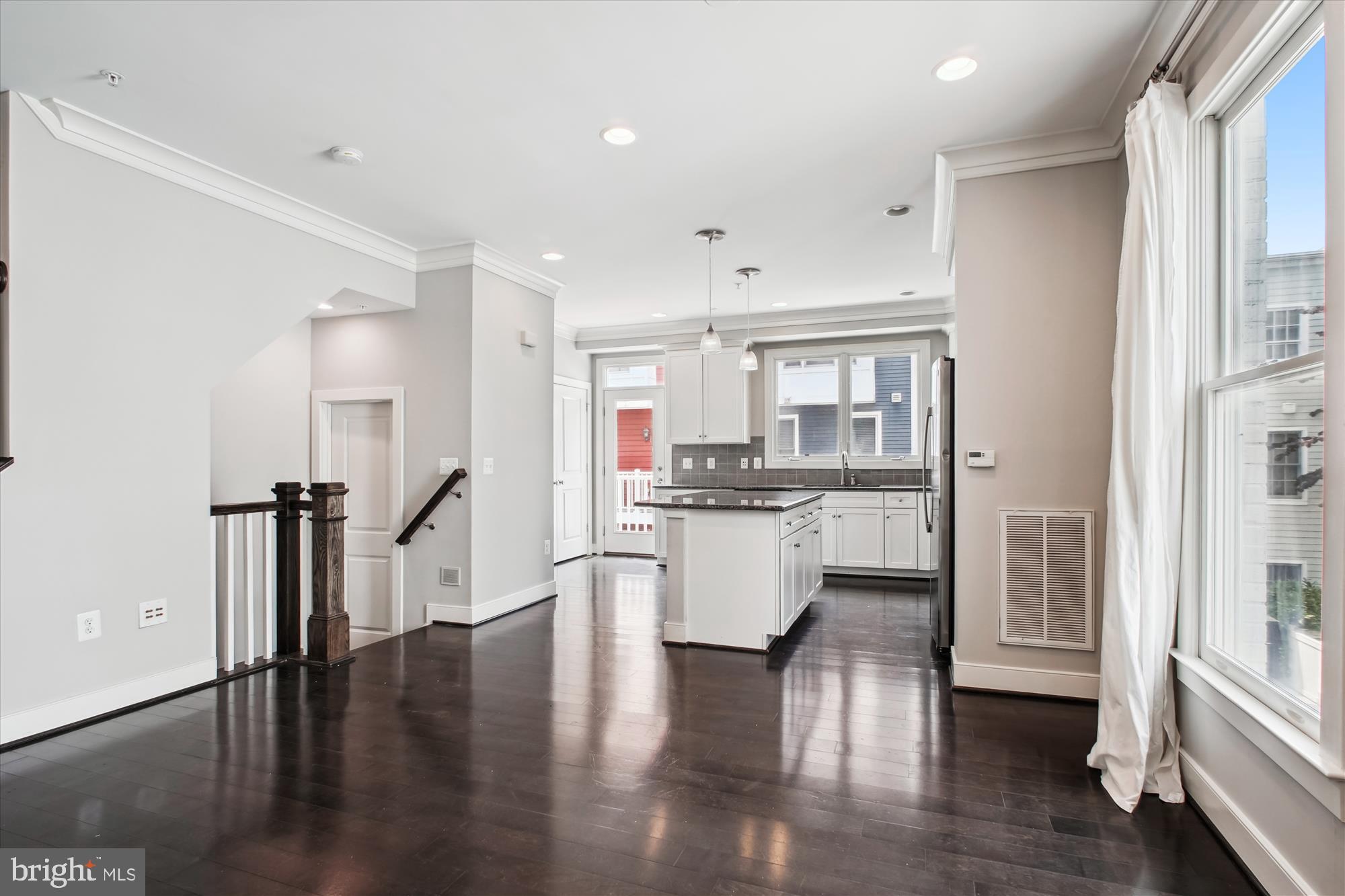 JAMES BLAND HOMES - Residential Lease